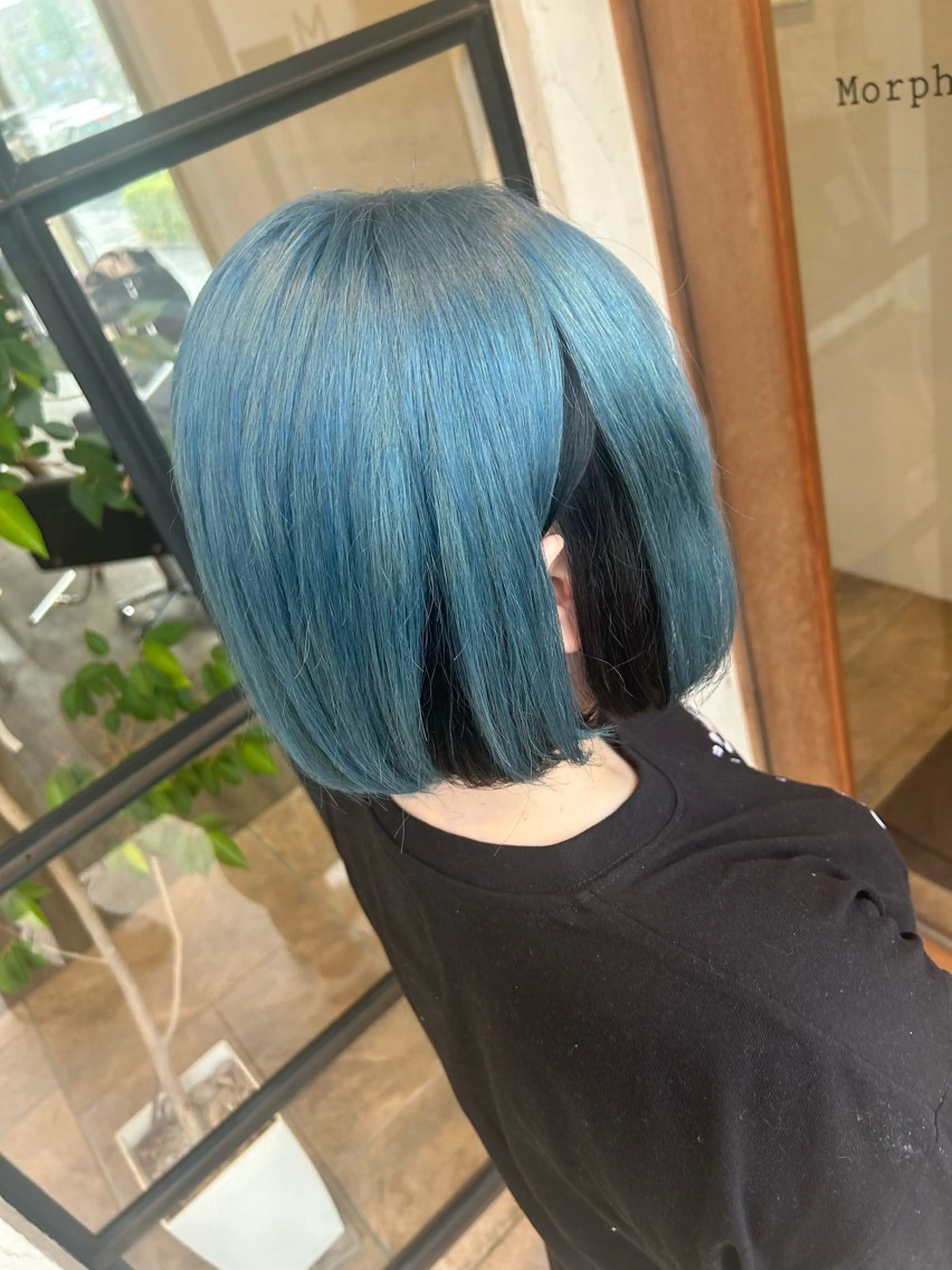 ミディアム カラー 黒髪 ブリーチ カット ヘアカラー Morpho Hair Product所属・井上 花音のヘアスタイル