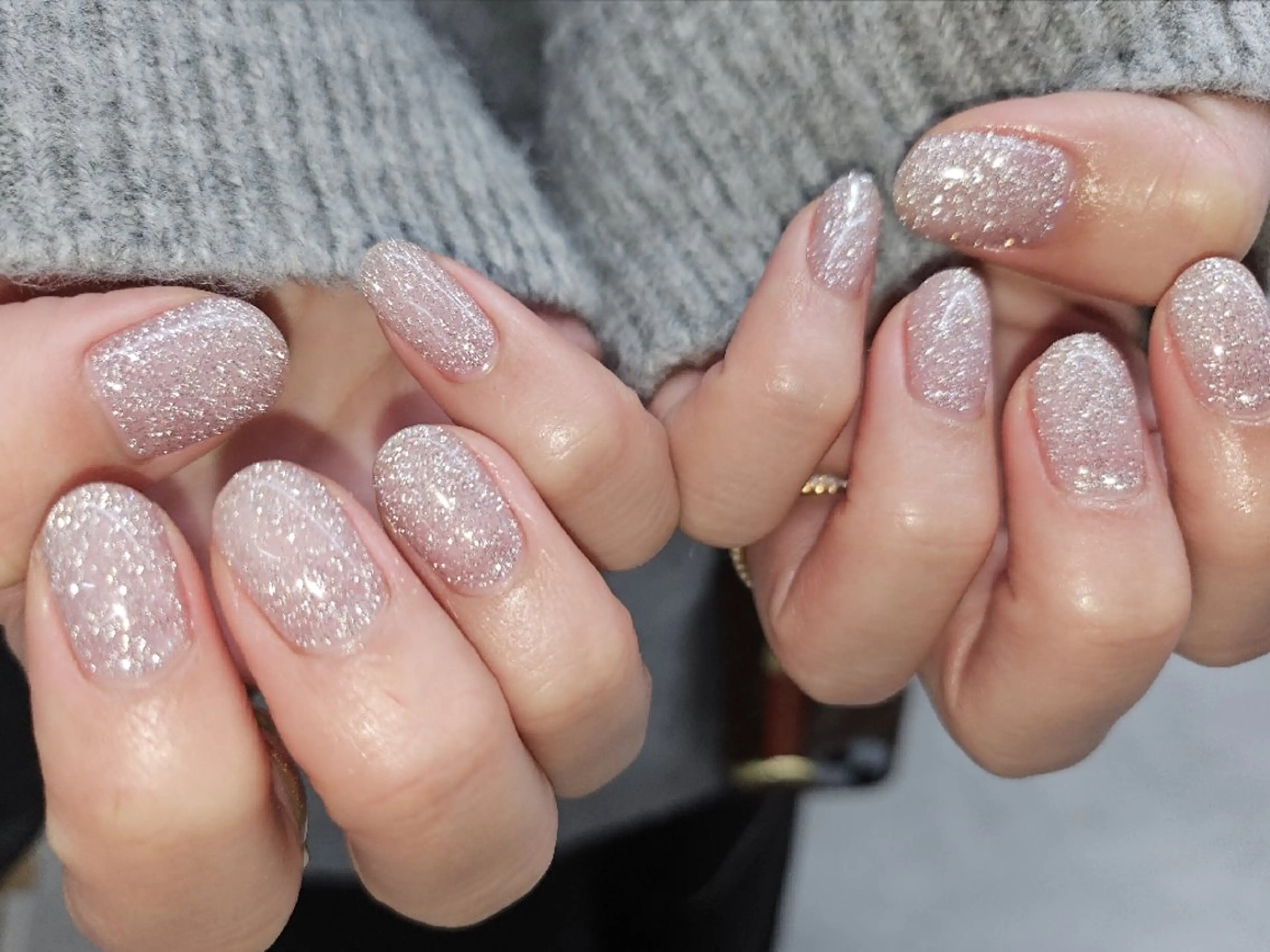 ネイル フラッシュネイル ジェルネイル キラキラネイル ワンカラーネイル パラジェル ハンドネイル puku nail 🌼kazu🌼のネイルデザイン