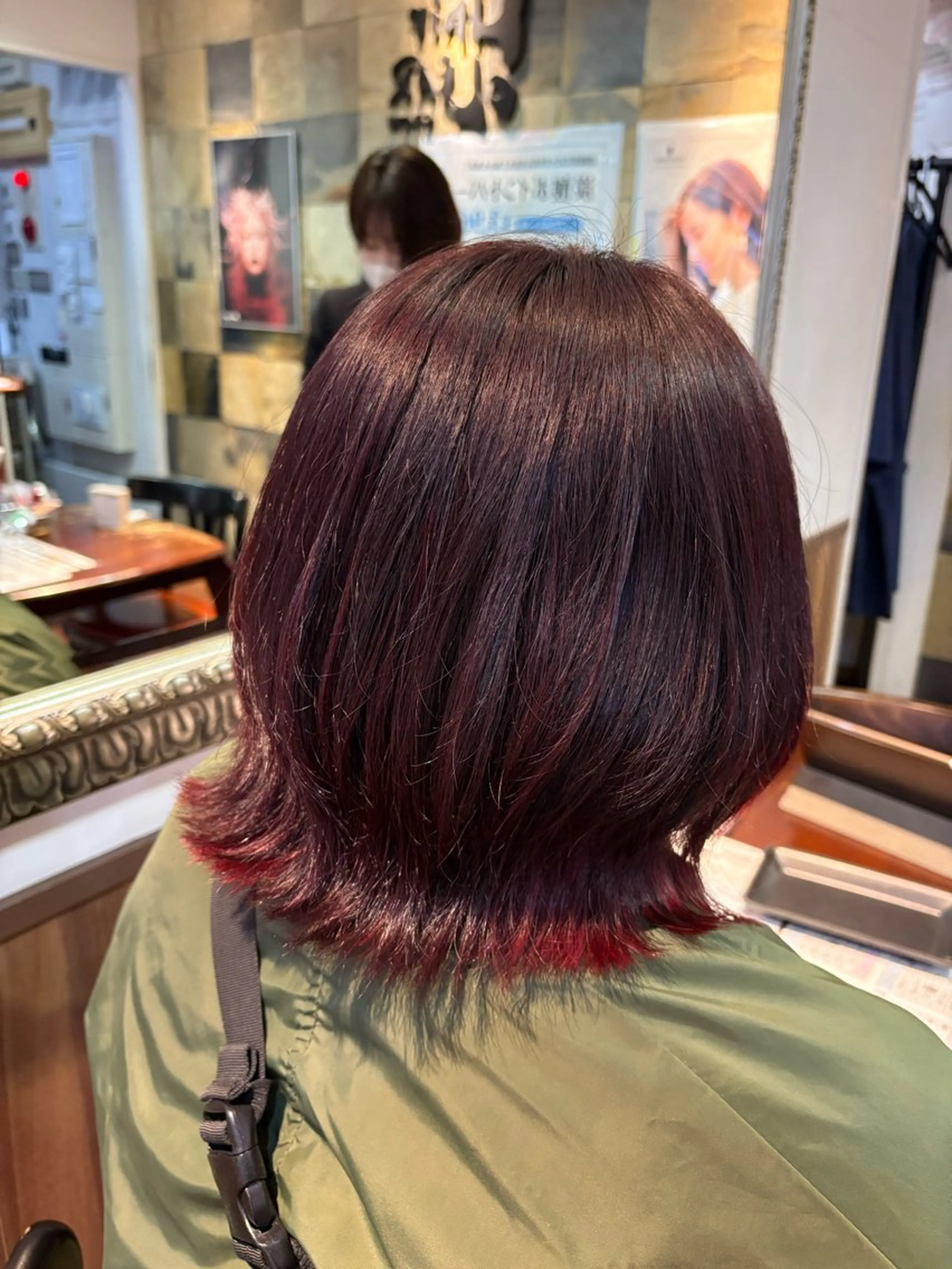 ショート 熊田 秀佳のヘアスタイル