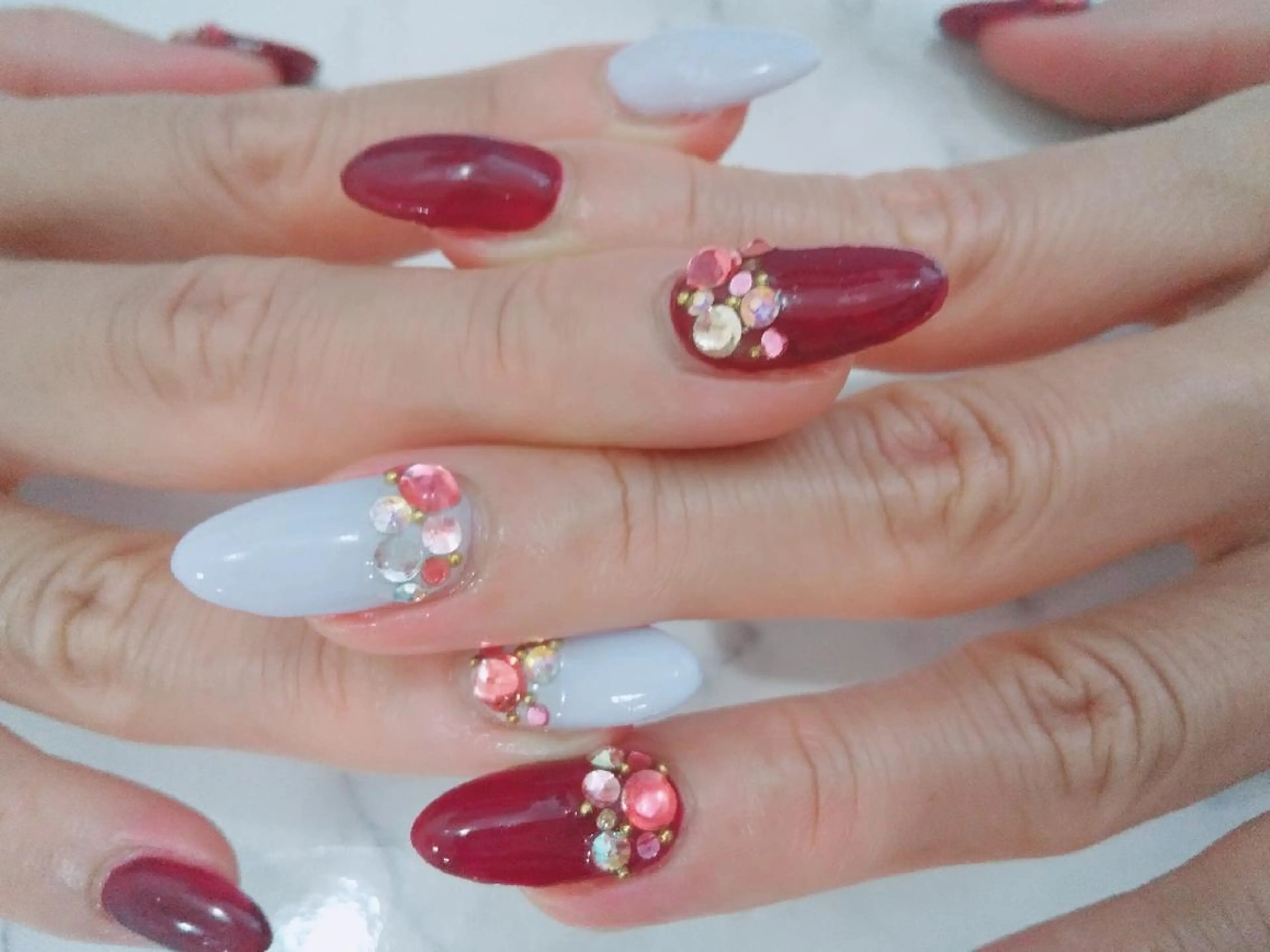 ネイル アートネイル フラワーネイル ジェルネイル スカルプネイル ネイル&フラワーサロン〜Ri✦hiro〜鳥栖店所属・HIRATA RIEのネイルデザイン