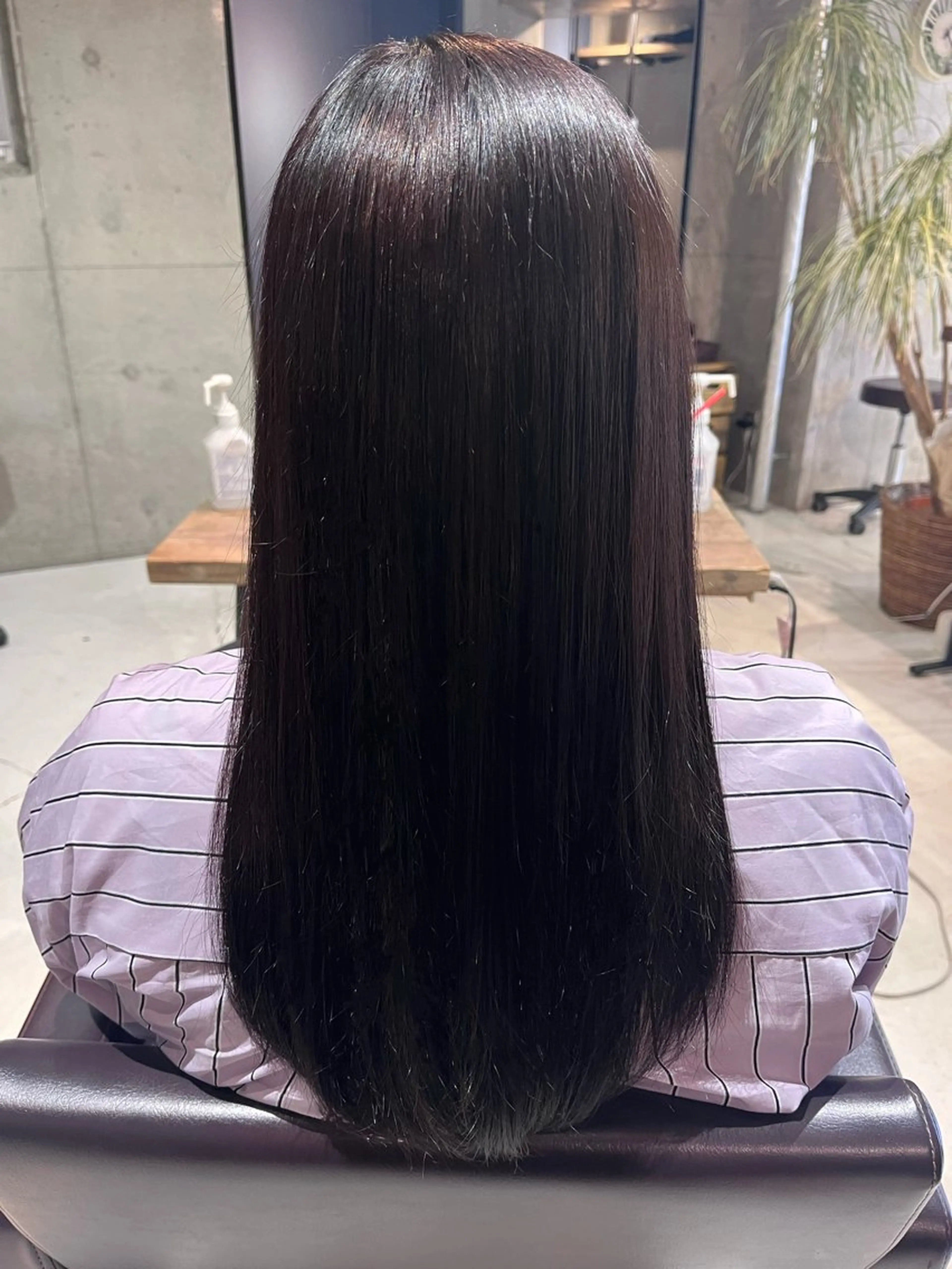 ロング 縮毛矯正 髪質改善ヘアエステサロン AInoa Hanare所属・及川 亜美のヘアスタイル