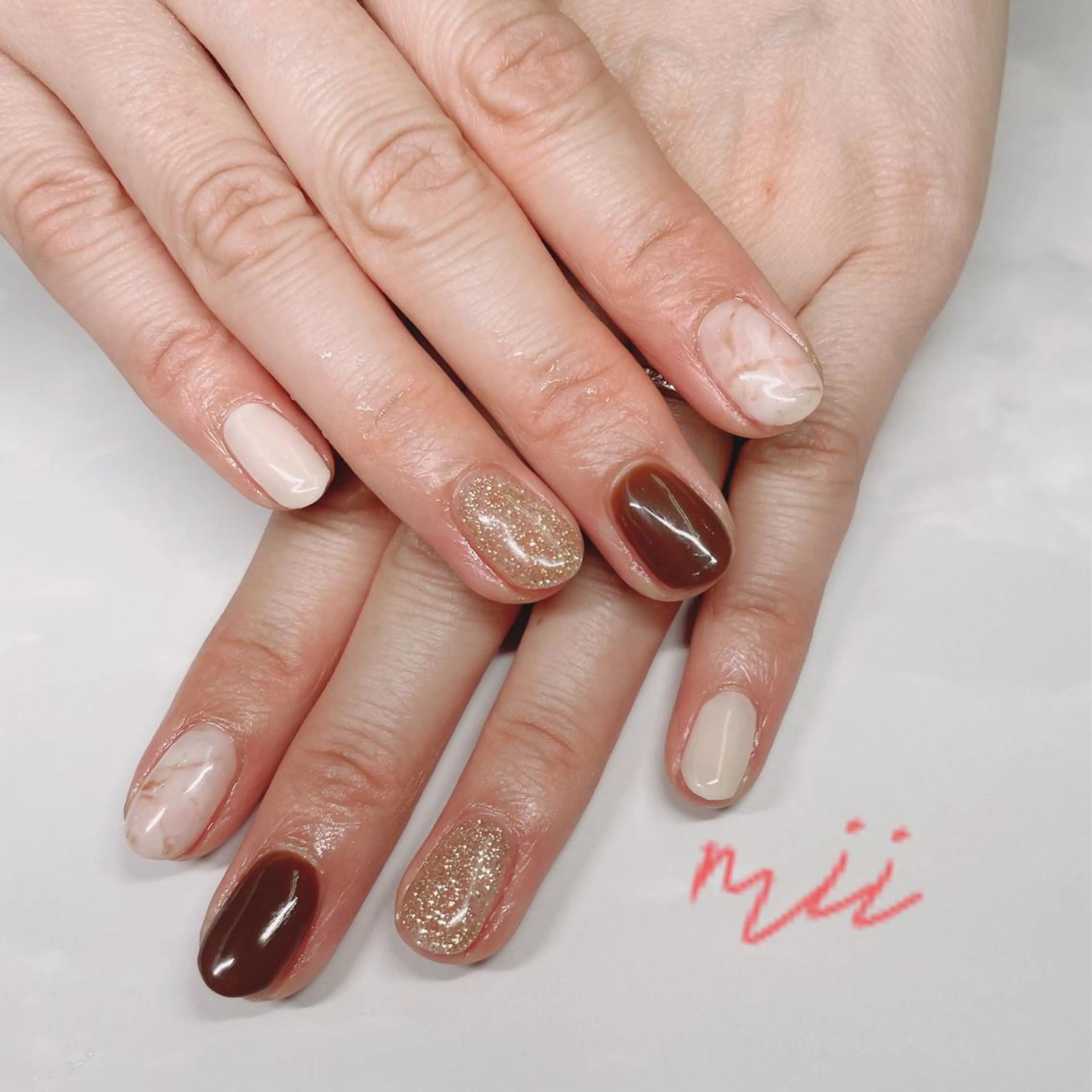 ネイル ＆robe  mii 🌿のネイルデザイン