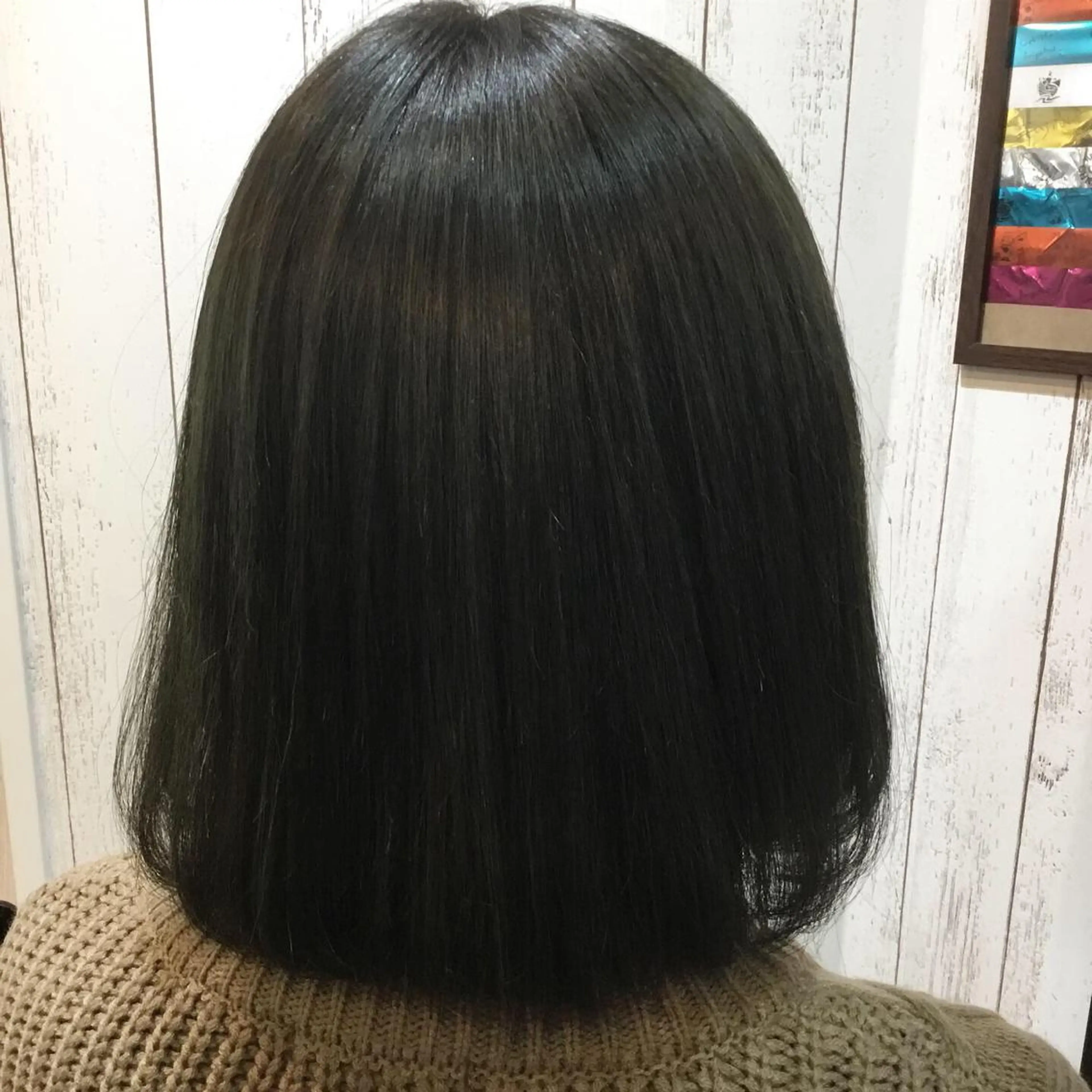 ミディアム カラー embrace エンブレイスのヘアスタイル