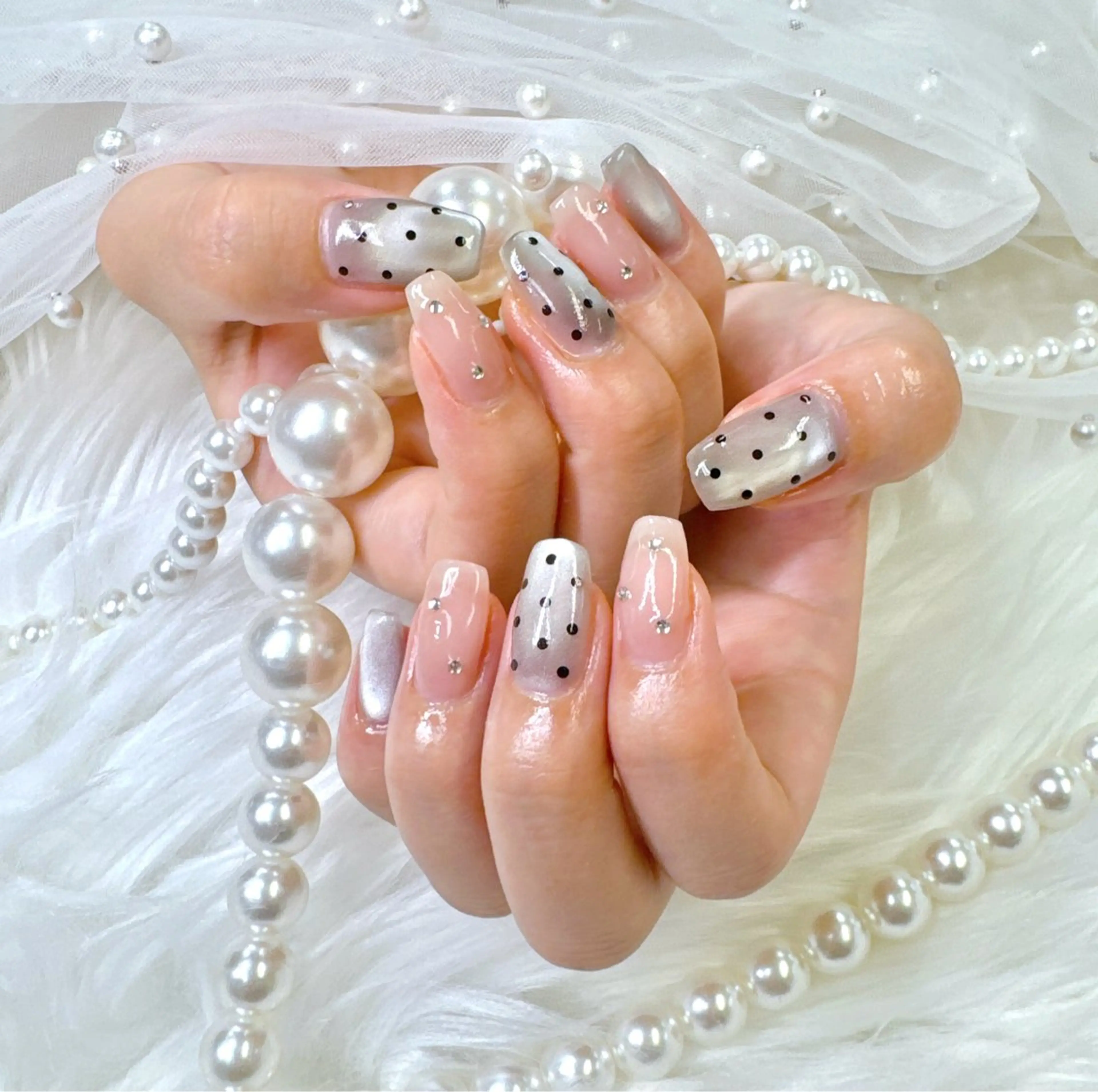 ネイル ハンドネイル クイーンズネイル銀座所属・Queeens nailのネイルデザイン