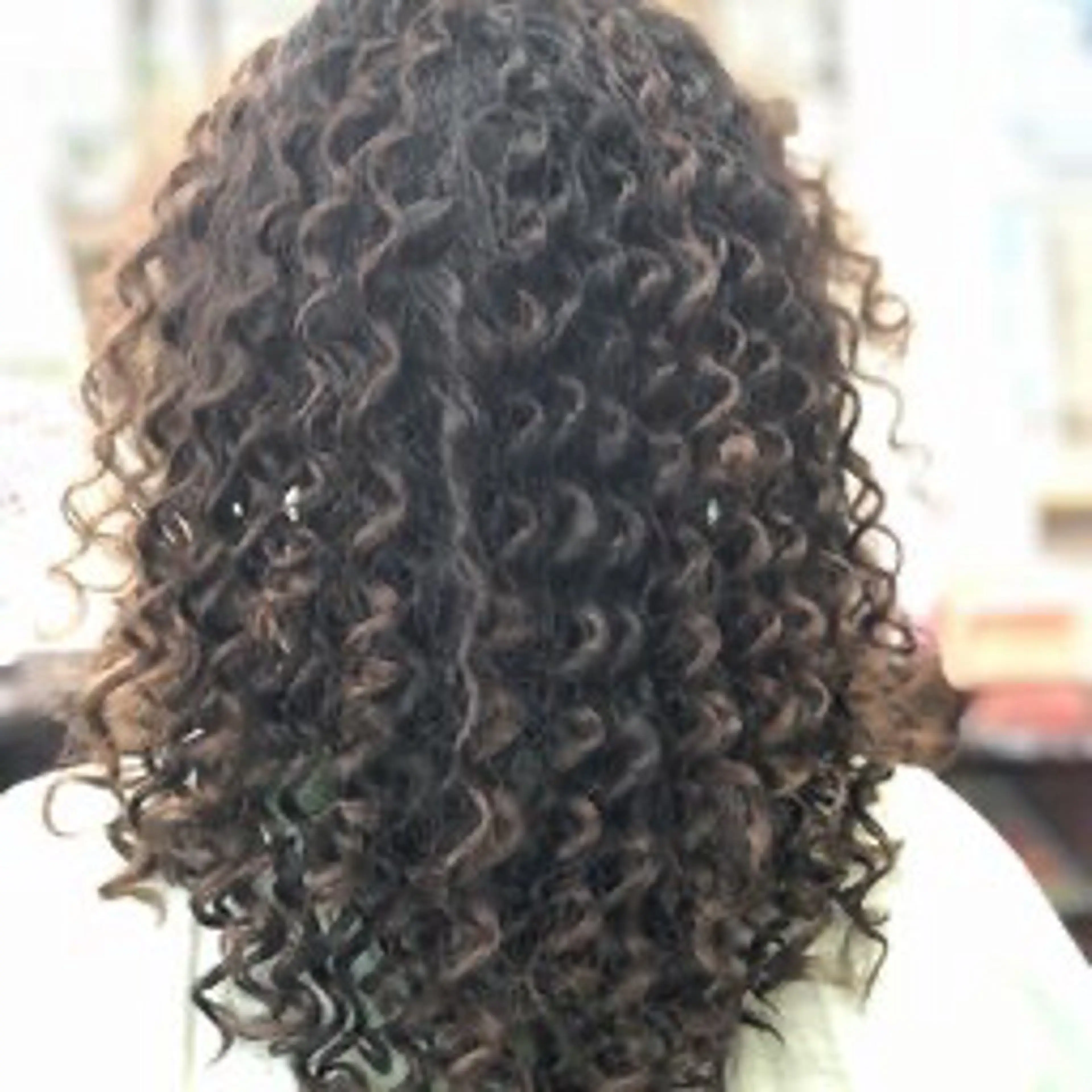 ロング くせ毛 外国人風カラー ロング カラー損傷毛縮毛矯正 ツイストスパ佐藤昭利のヘアスタイル