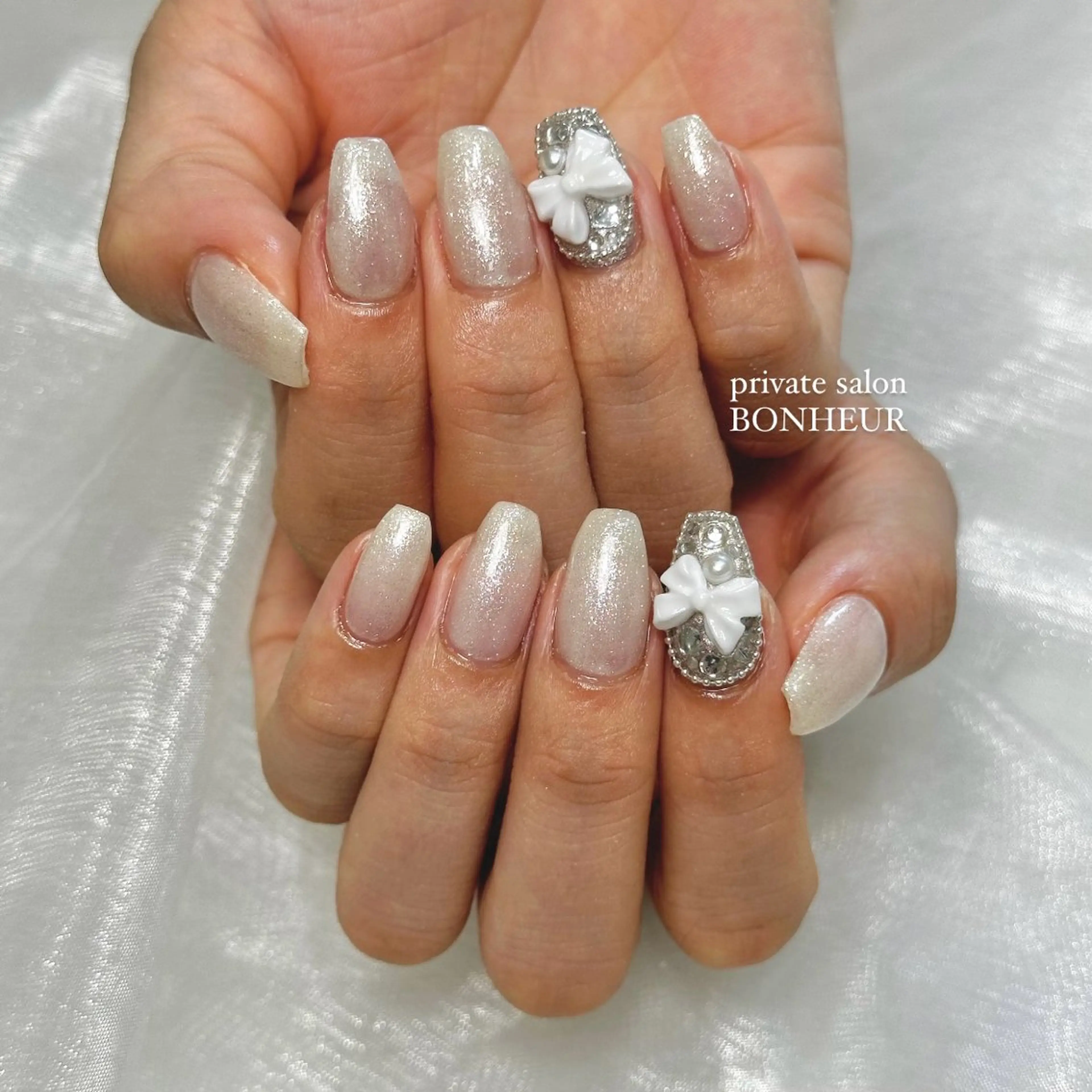 ネイル ハンドネイル BONHEUR Annaのネイルデザイン