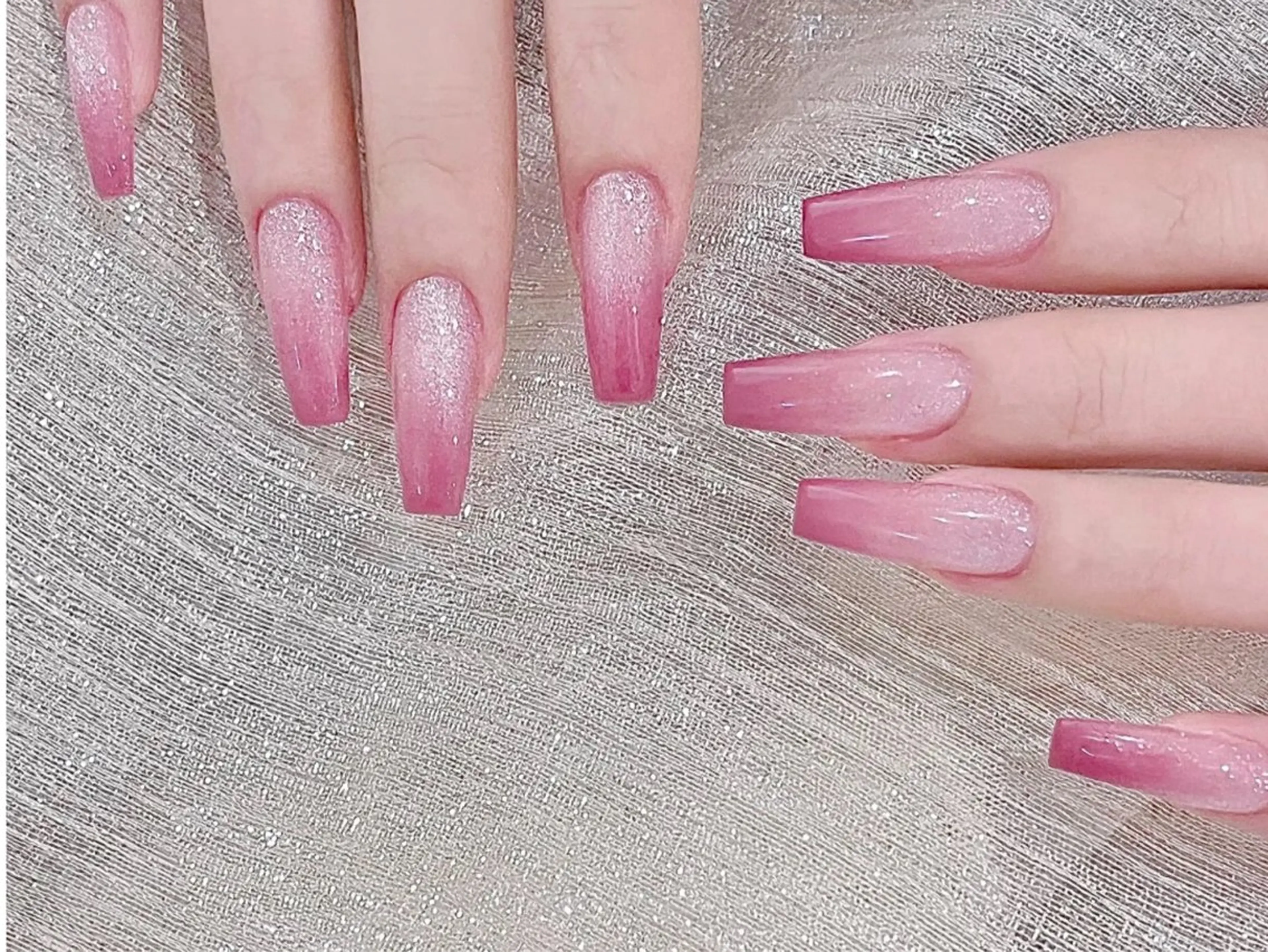 ネイル ラメ(グリッター) ラメグラデーション ToliyDeliy Nail Salonのネイルデザイン