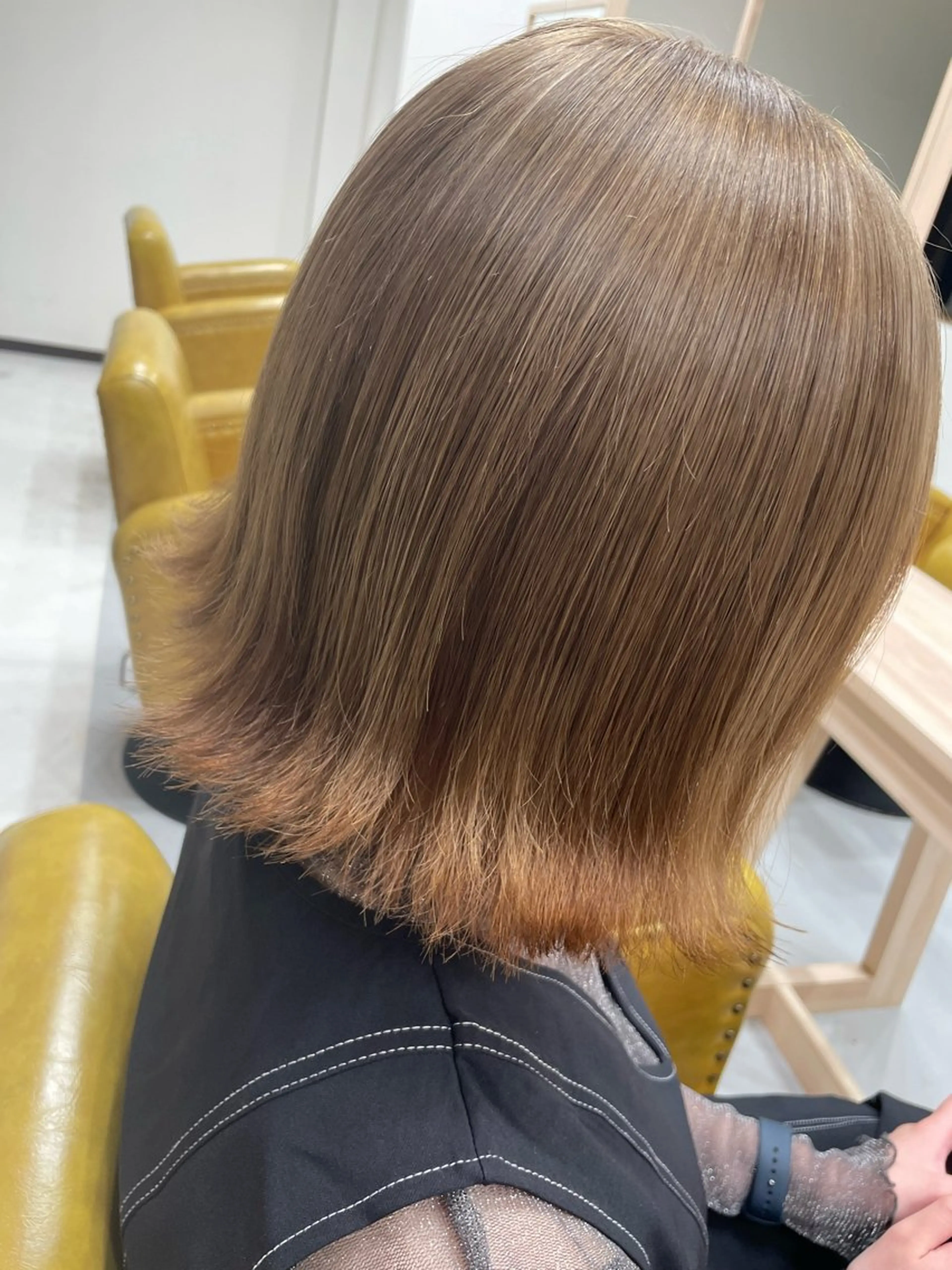 ミディアム カラー 大内 カオリのヘアスタイル