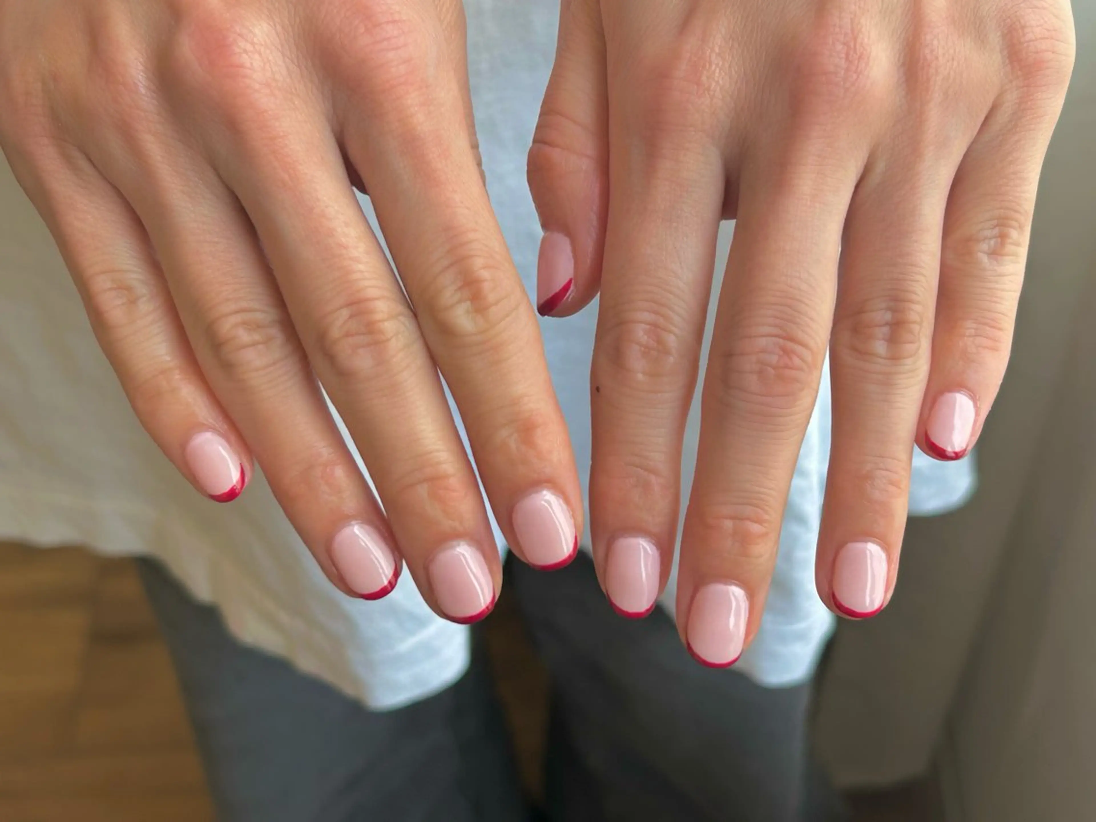 ネイル フレンチネイル ハンドネイル nails Mintia ～esaka～所属・松本 麻子のネイルデザイン