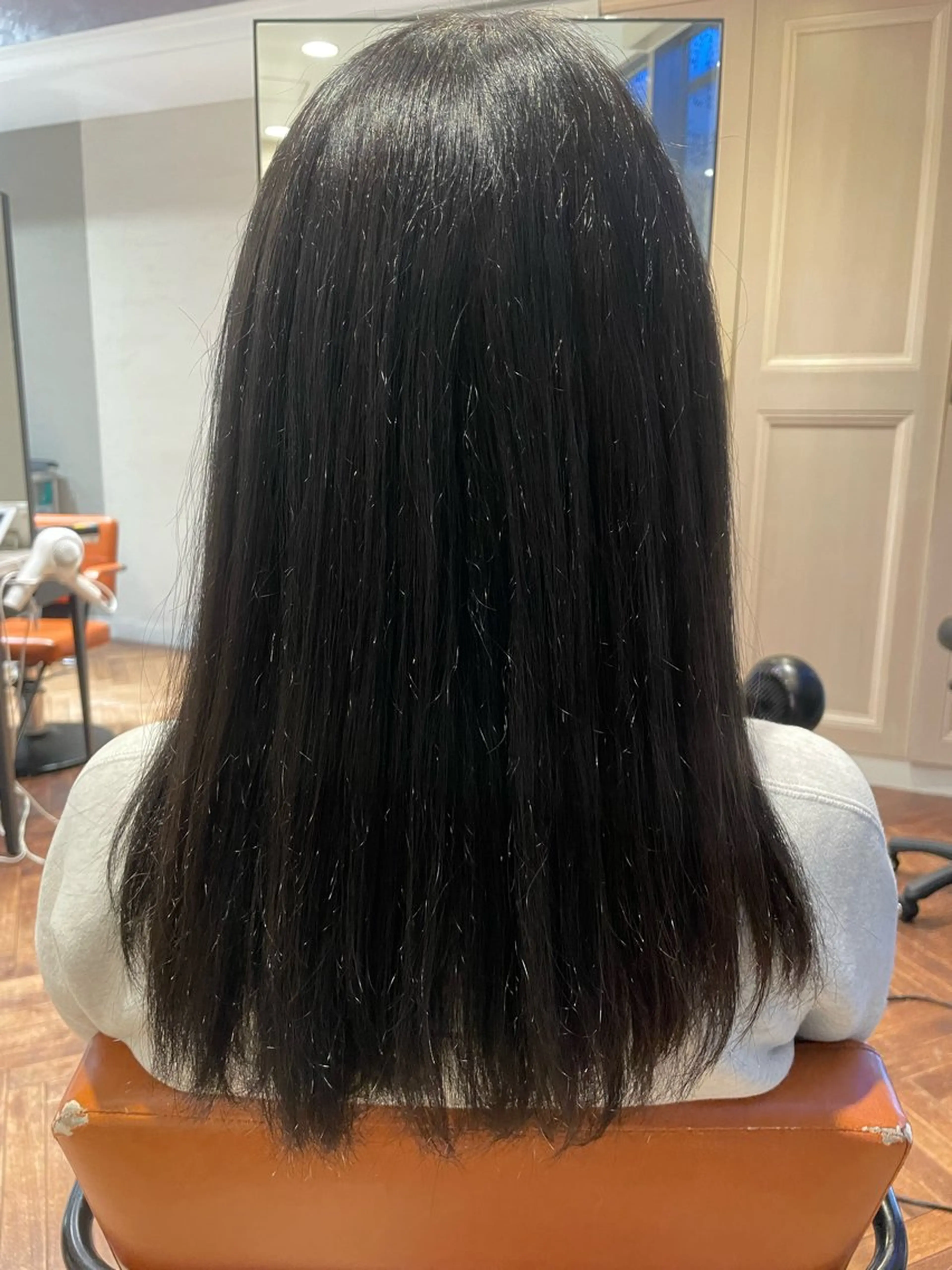 ミディアム 頭から整える美容師 松田のヘアスタイル