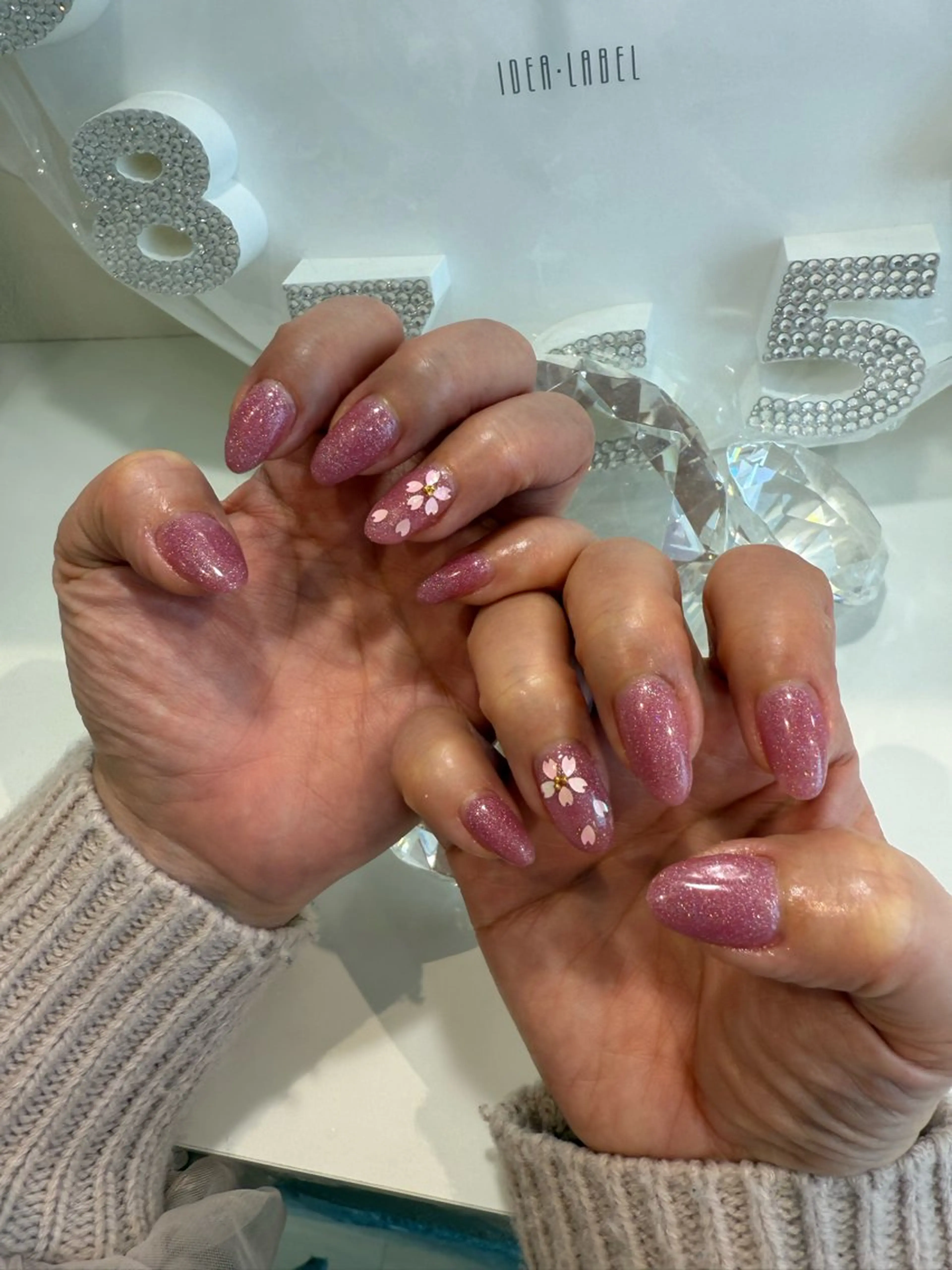 ネイル Juicy nail　天神店所属・緒方 乃々佳のネイルデザイン