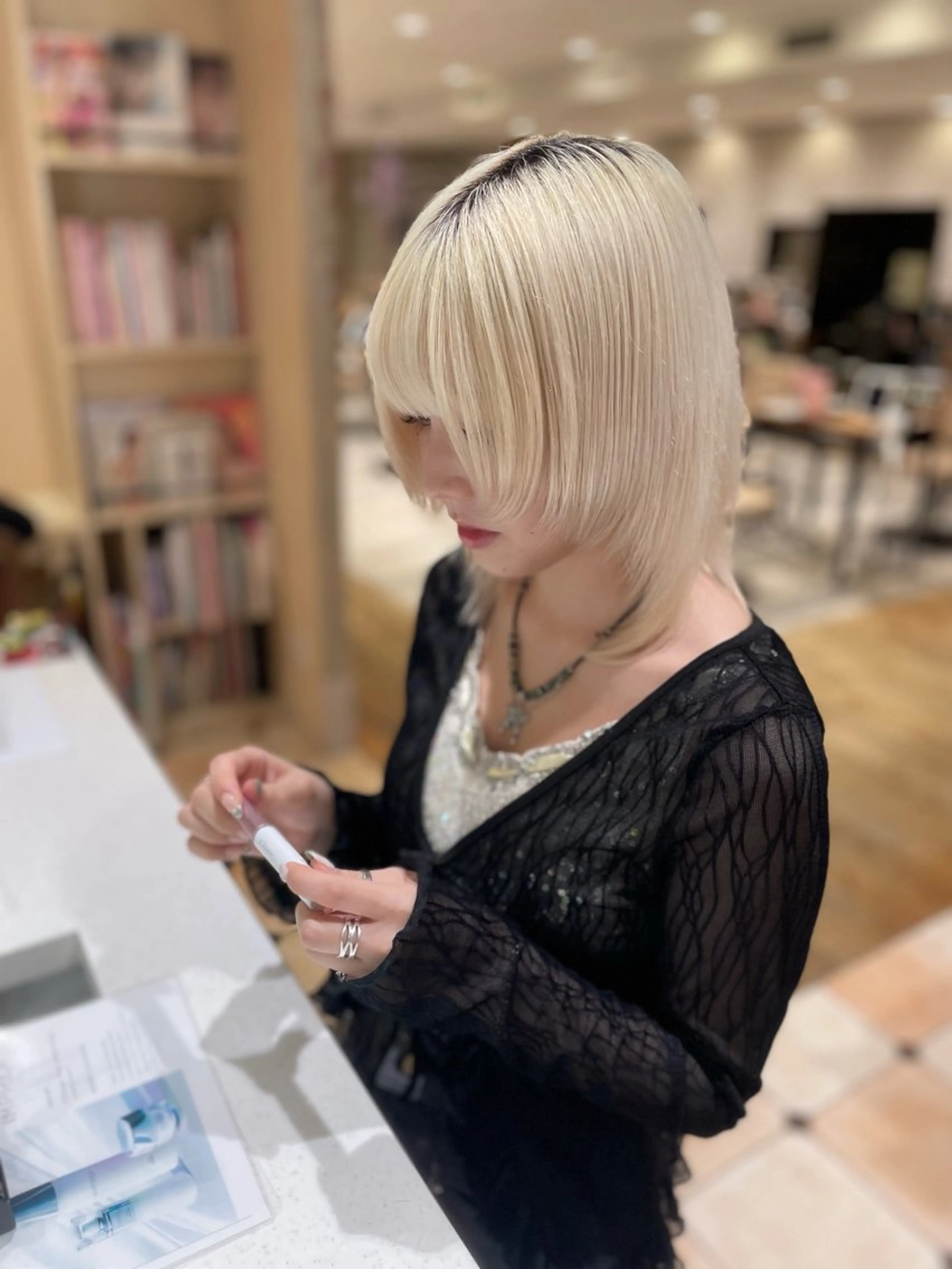 ショート カット ヘアカラー トリートメント ヘッドスパ 前髪顔まわりカット 🌈中村海聖のヘアスタイル