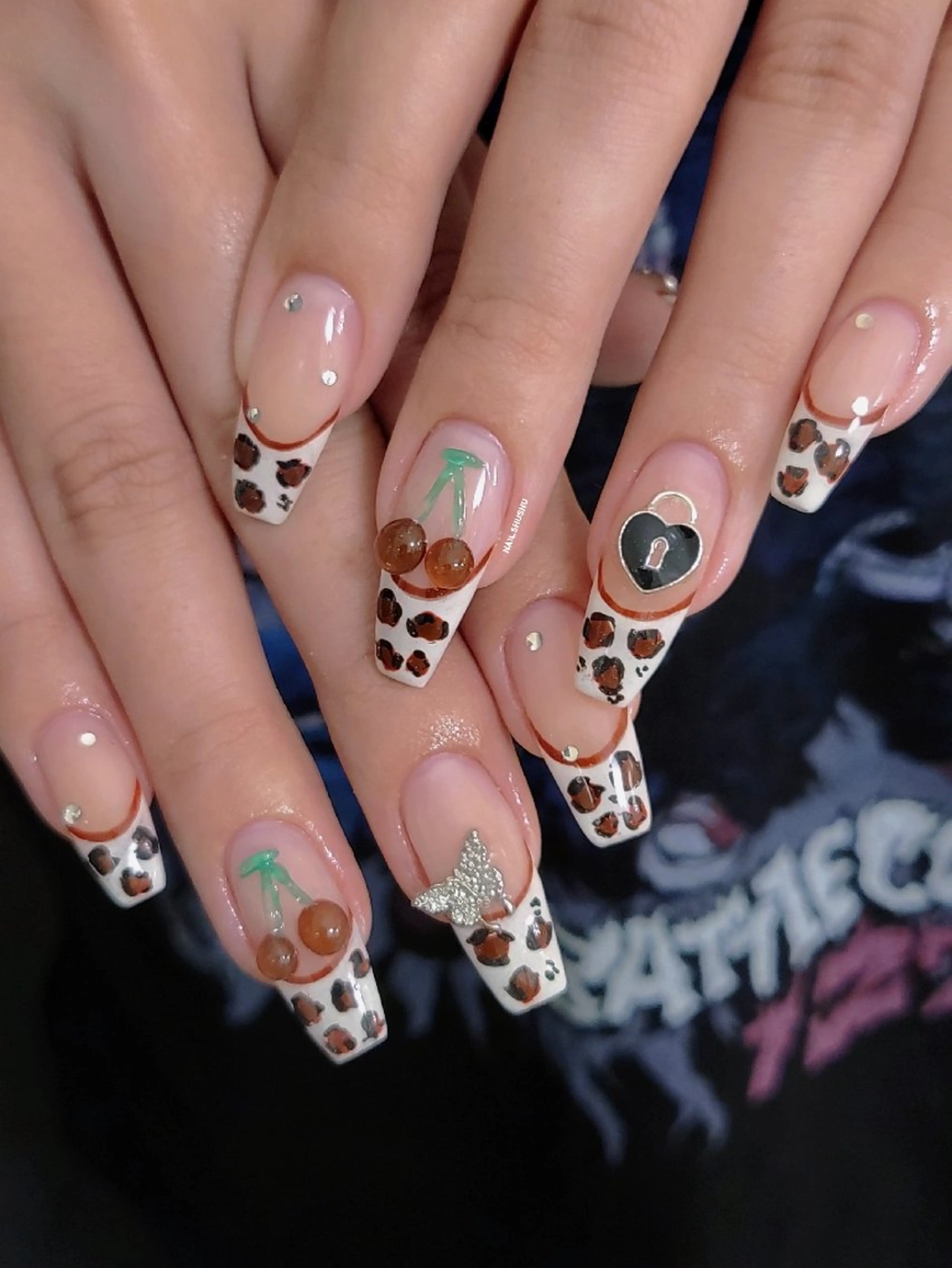 ネイル 3dパーツ/流行り 👧shushu❤️のネイルデザイン