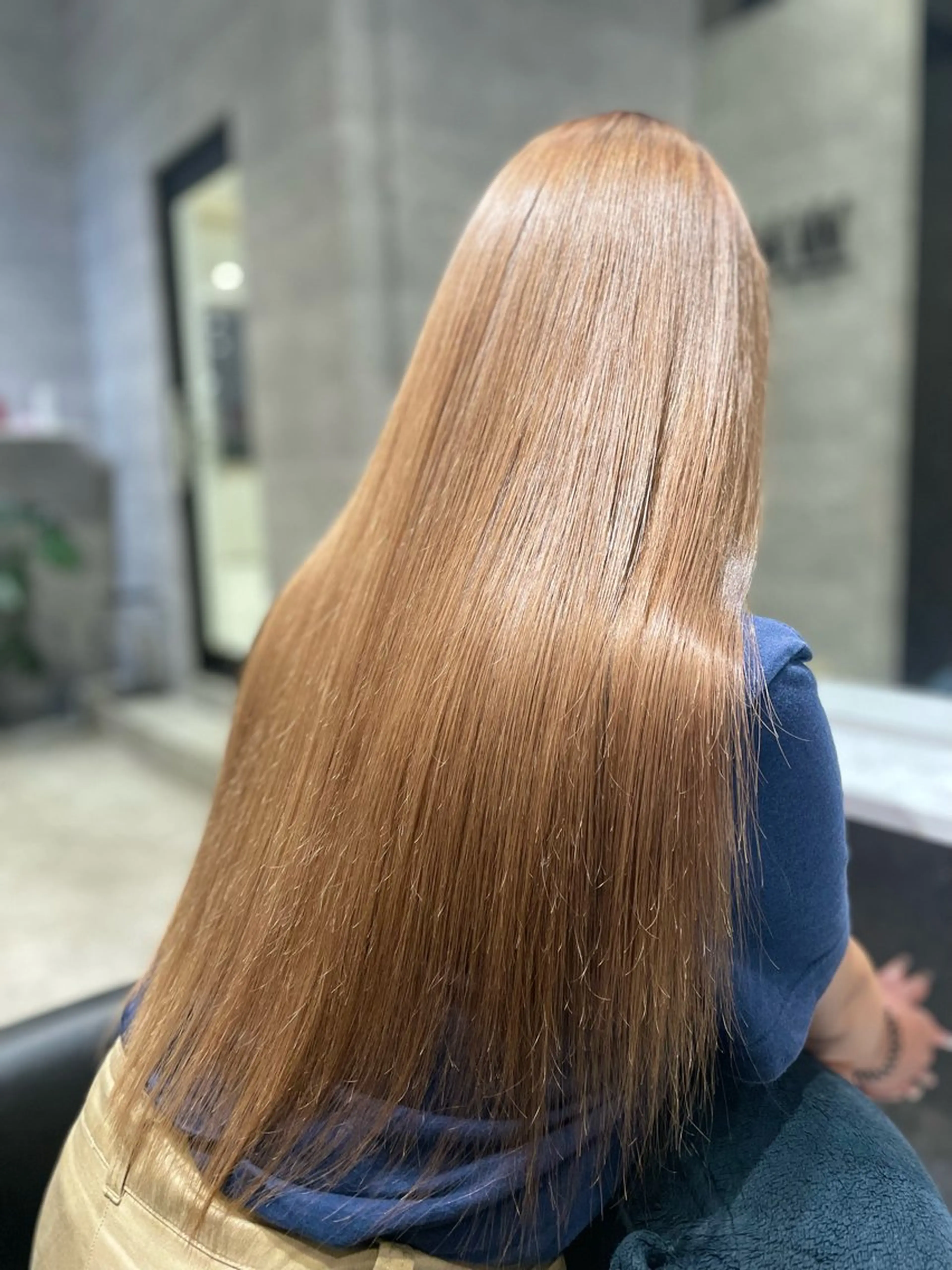 ロング カラー ベージュカラー ハイトーンカラー ＿WHITE泉佐野店所属・相澤 大翔のヘアスタイル