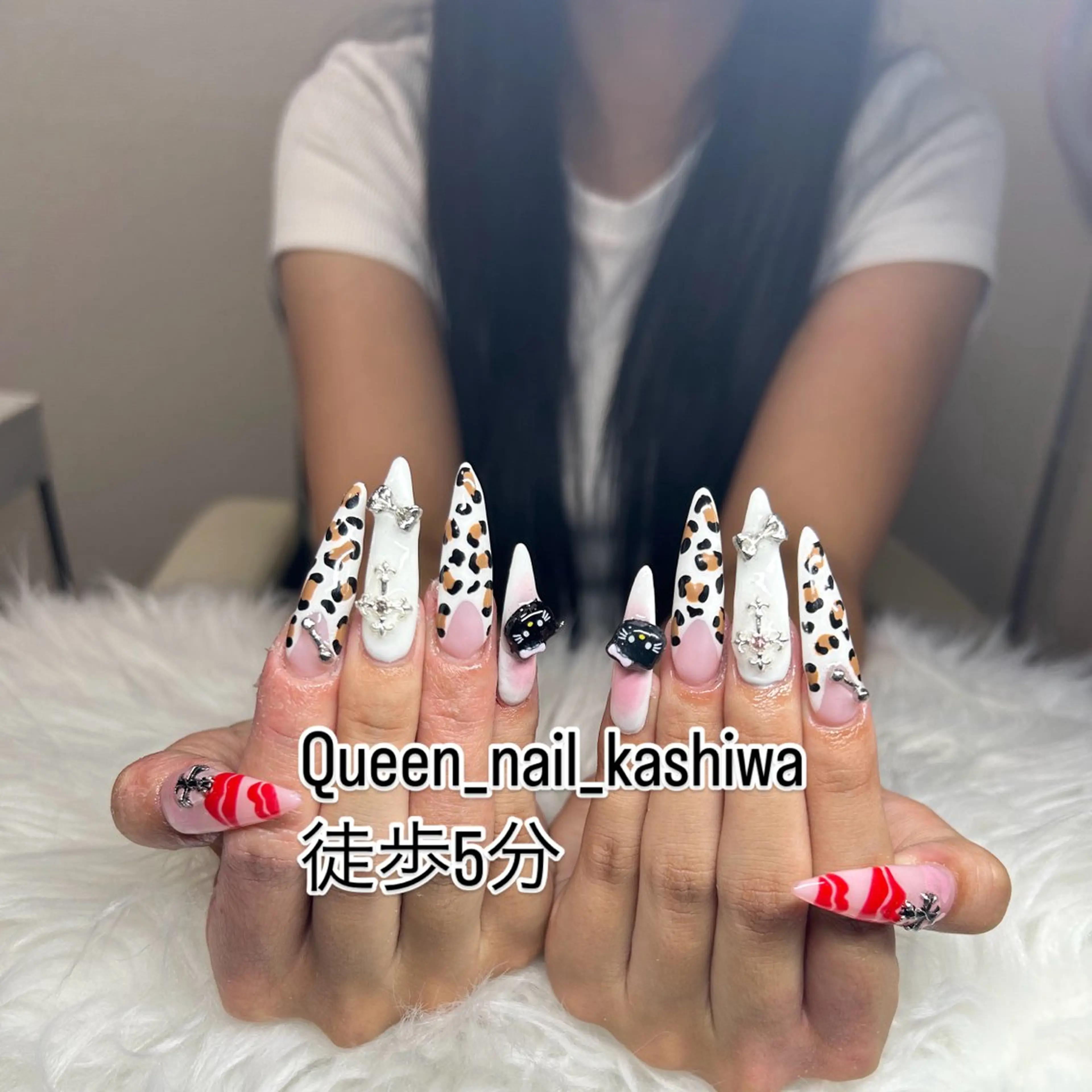 ネイル Queen Nail 　クイーンネイルのネイルデザイン