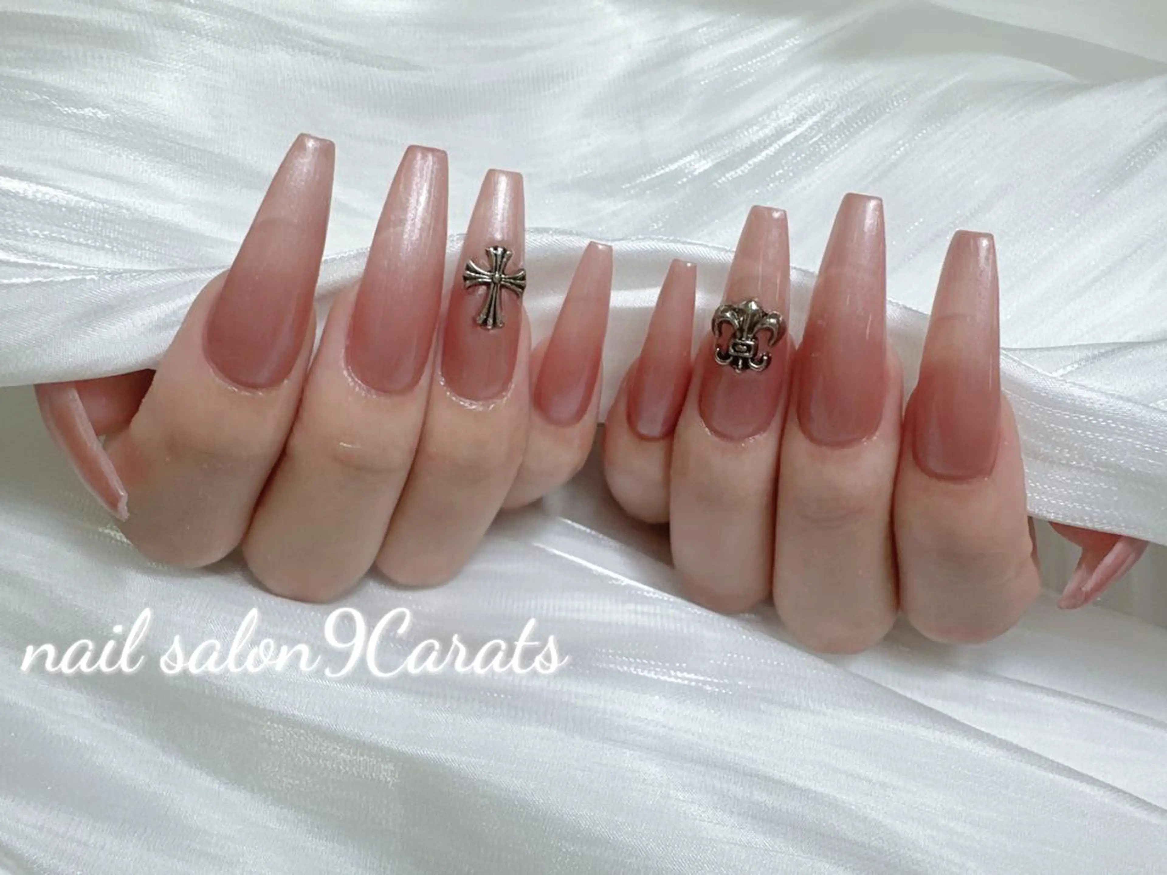 🔥💅チップ長さだしワンカラーorラメグラ埋め尽くしOr ２個パーツコース💰9800の写真