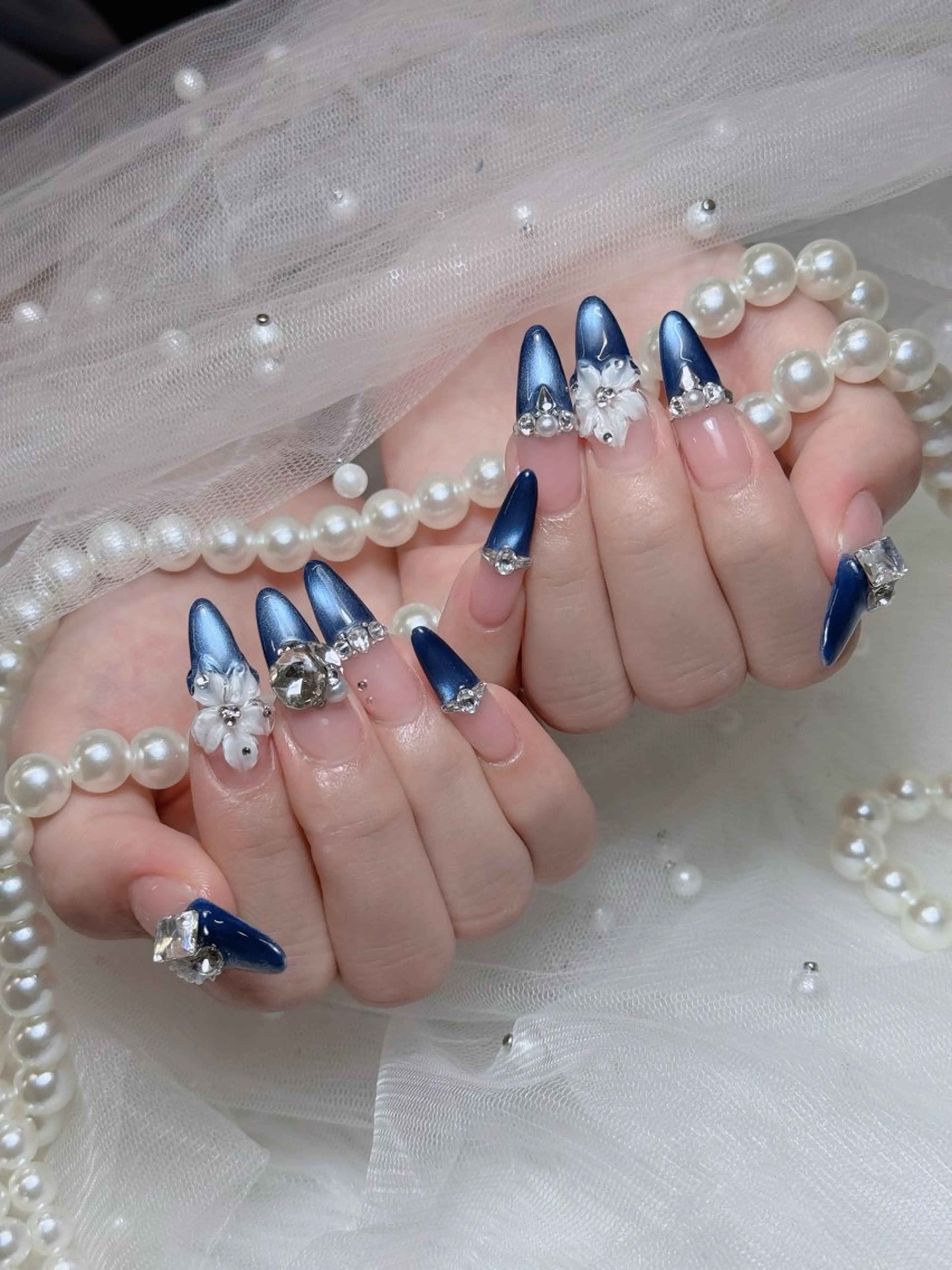 ネイル オーロラネイル チークネイル フットネイル フレンチネイル 韓国ネイル ハンドネイル Lumi Nailのネイルデザイン