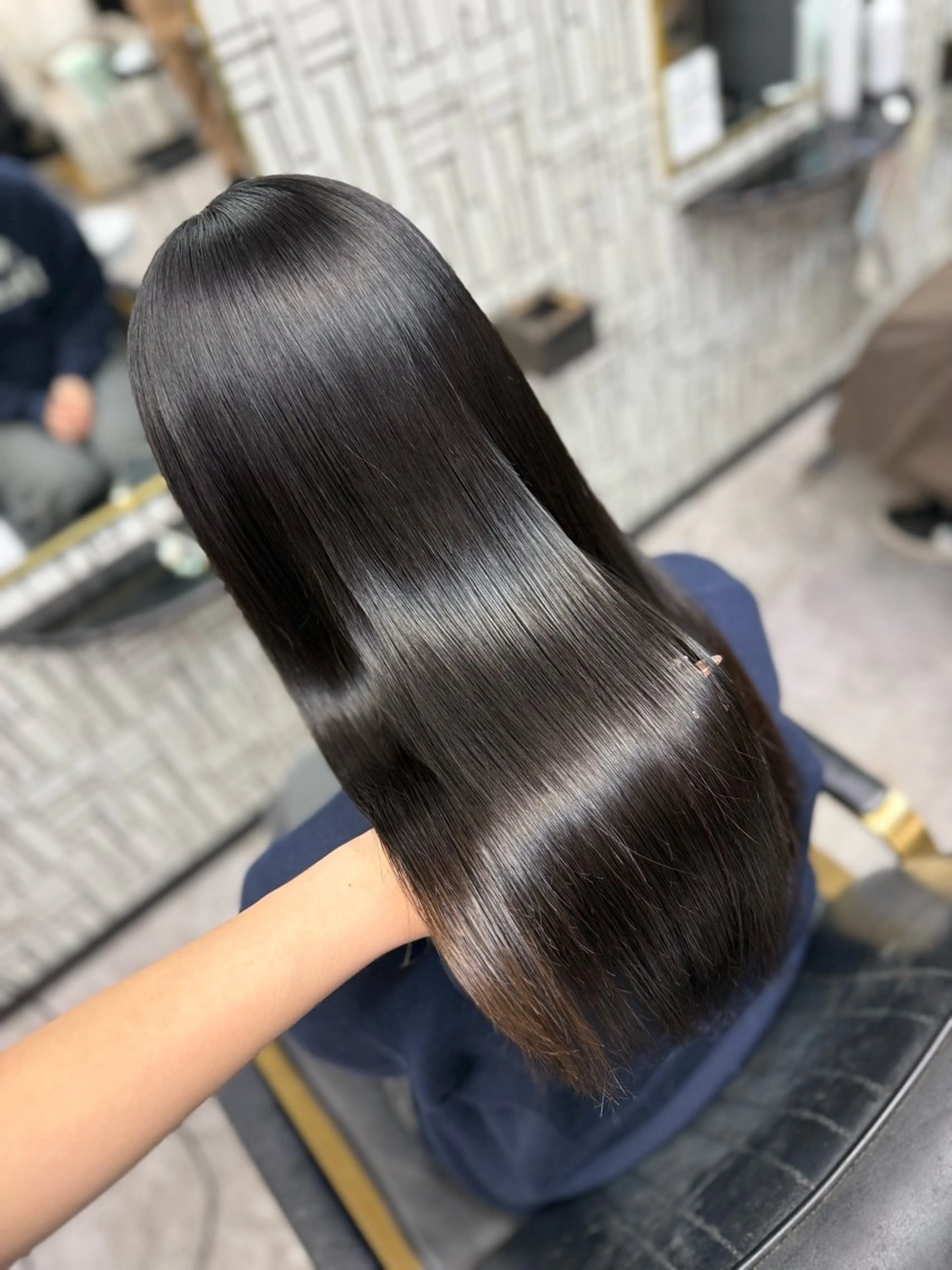 ロング 髪質改善 カット 縮毛矯正 arose久留米所属・山中 莉乃のヘアスタイル