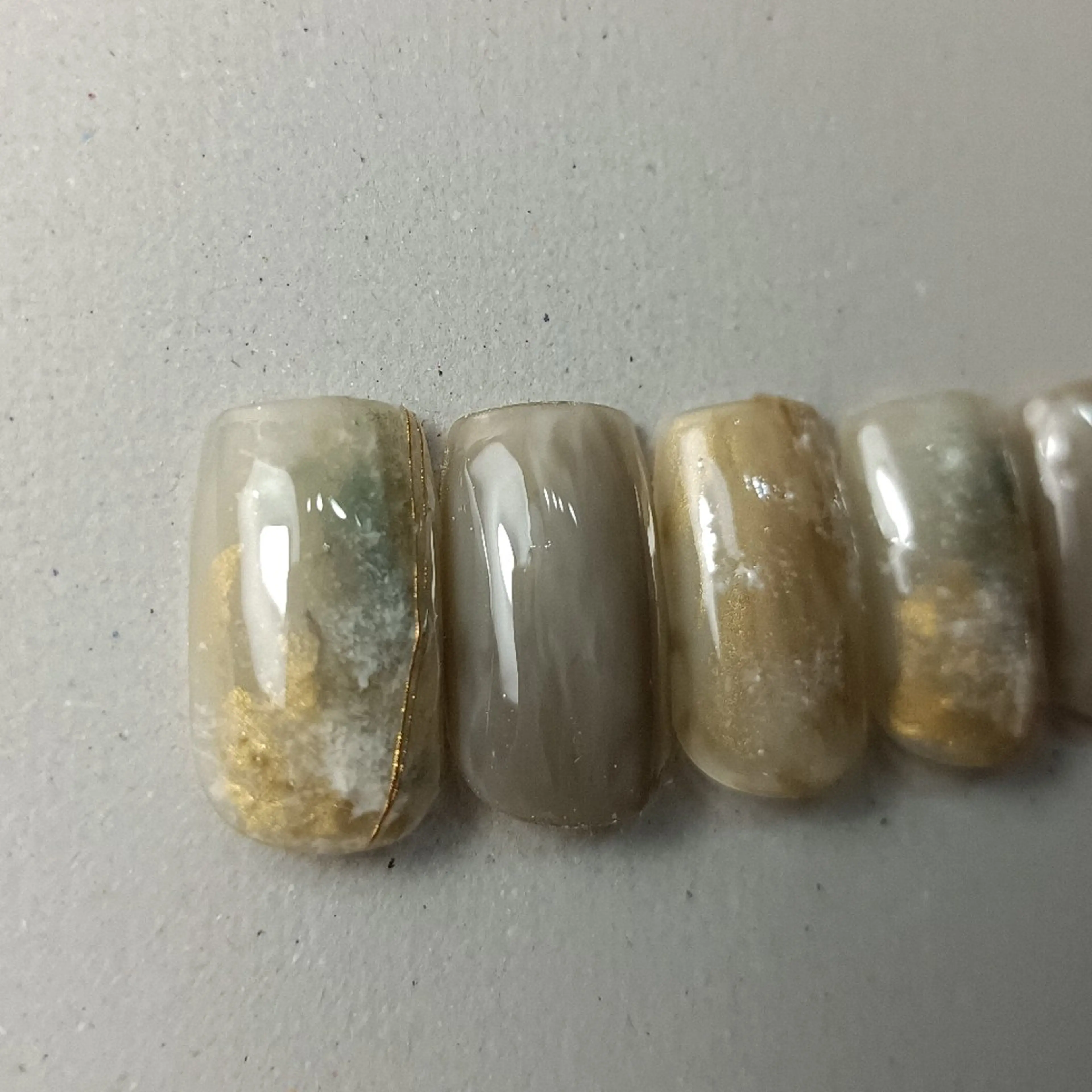 ネイル Legit nail salonのネイルデザイン