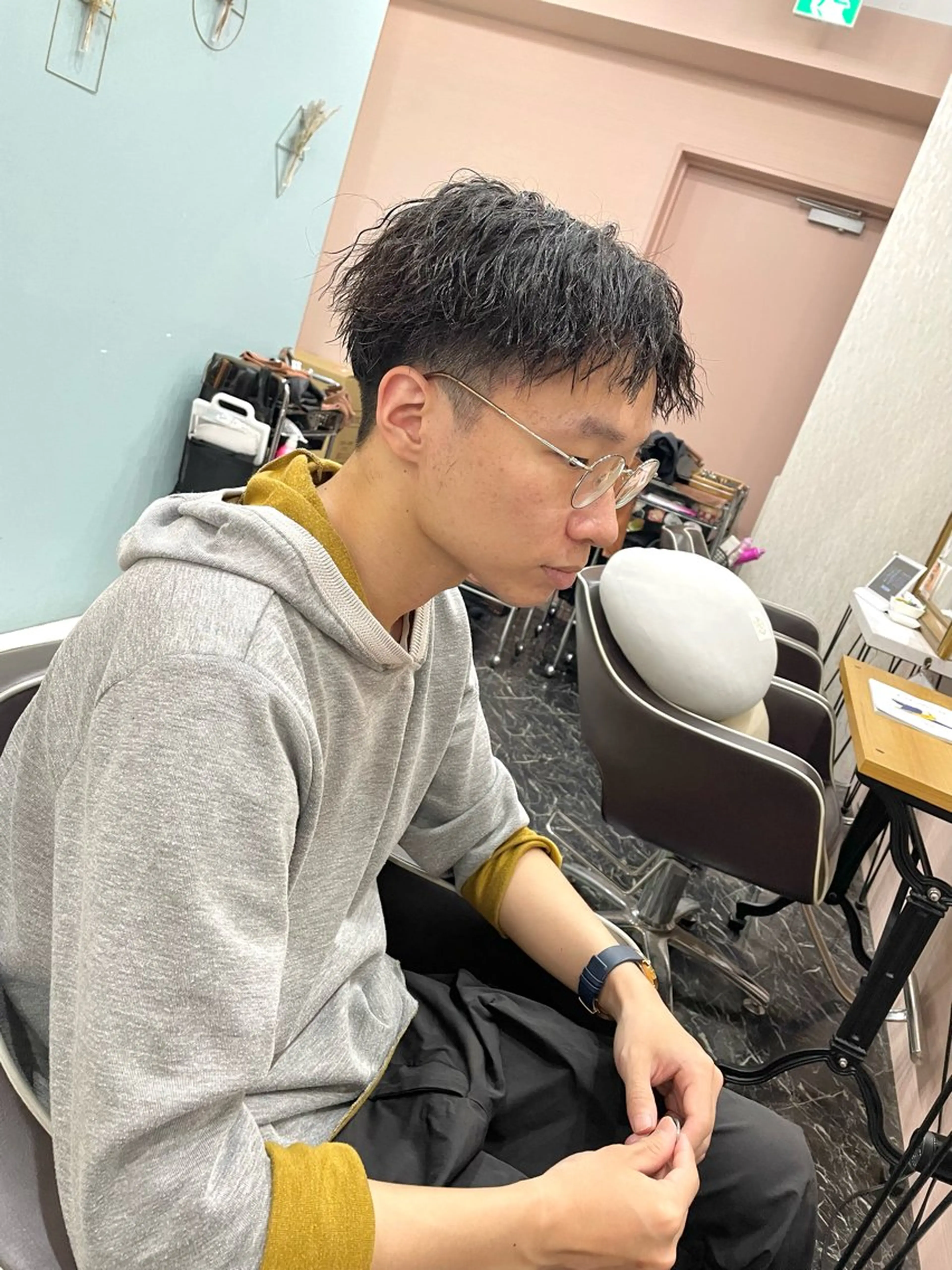 メンズ カット パーマ 亀川蓮 Agu hairのヘアスタイル