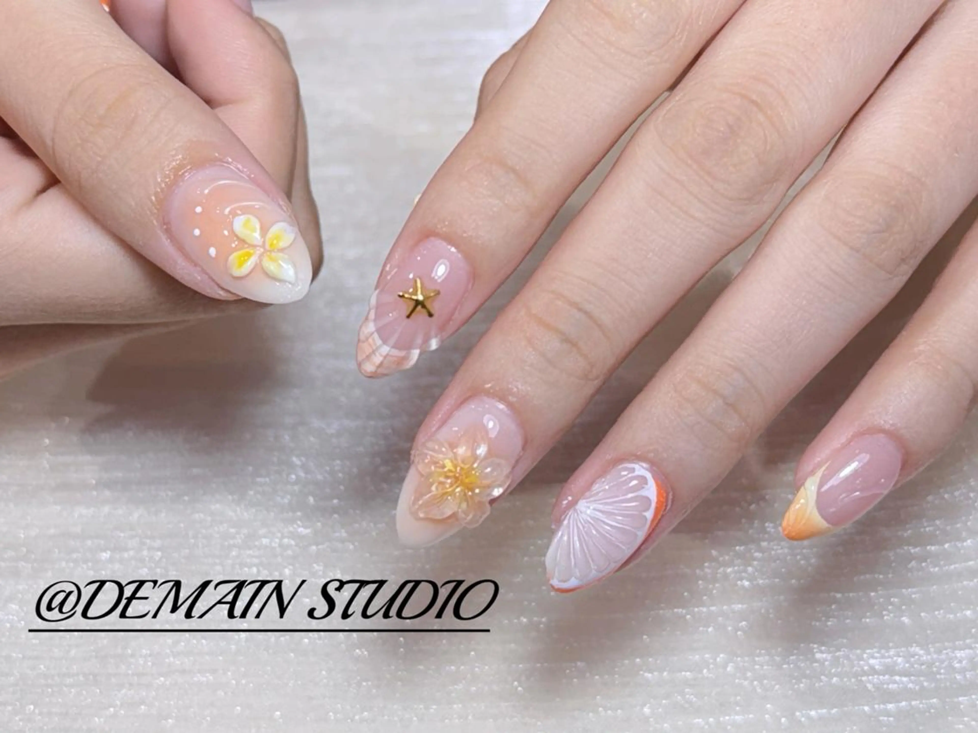 ネイル ハンドネイル ハンドケア DEMAIN- ERIのネイルデザイン