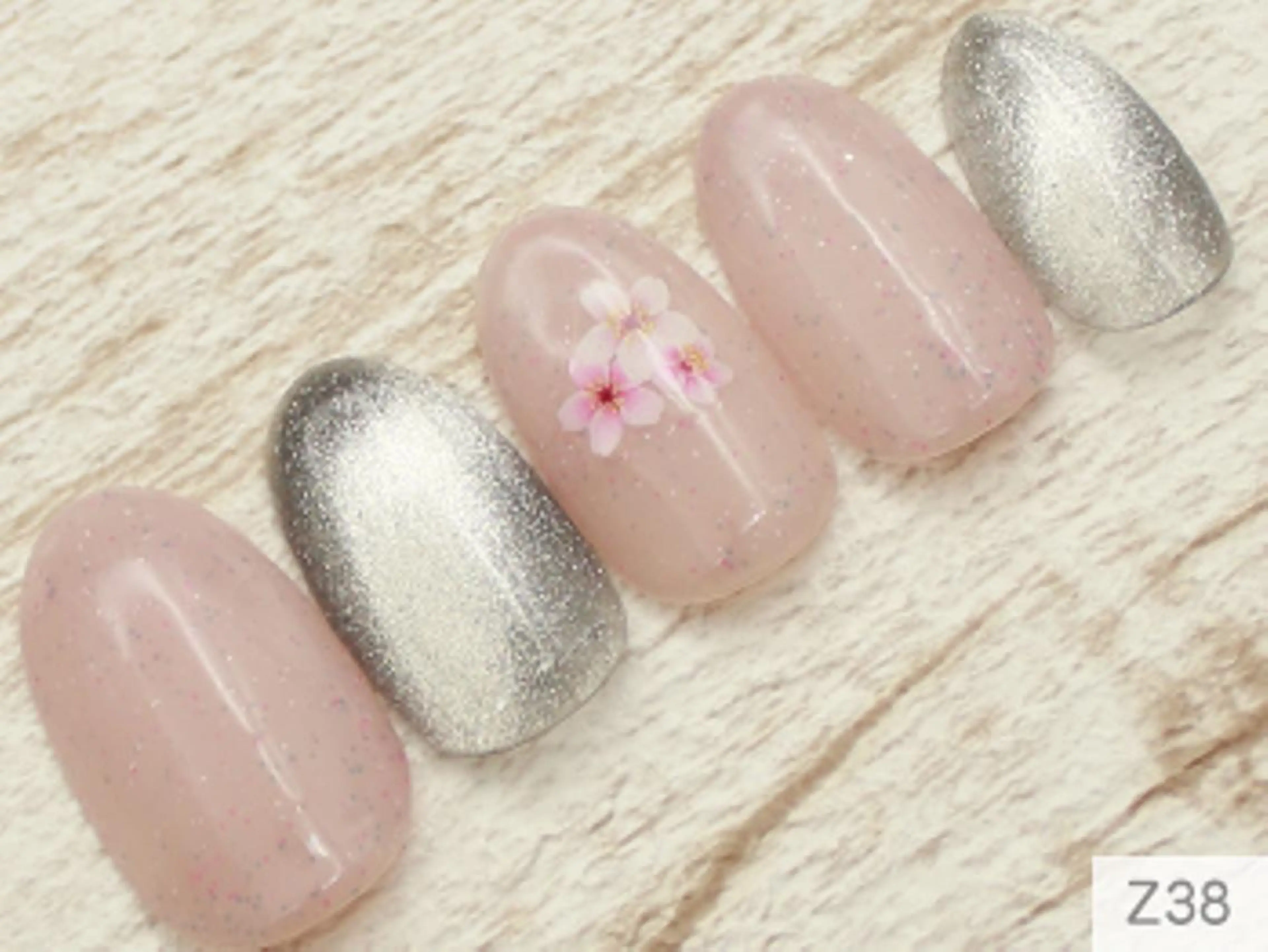 ネイル アートネイル ジェルネイル マグネットネイル 🤍 Janのネイルデザイン