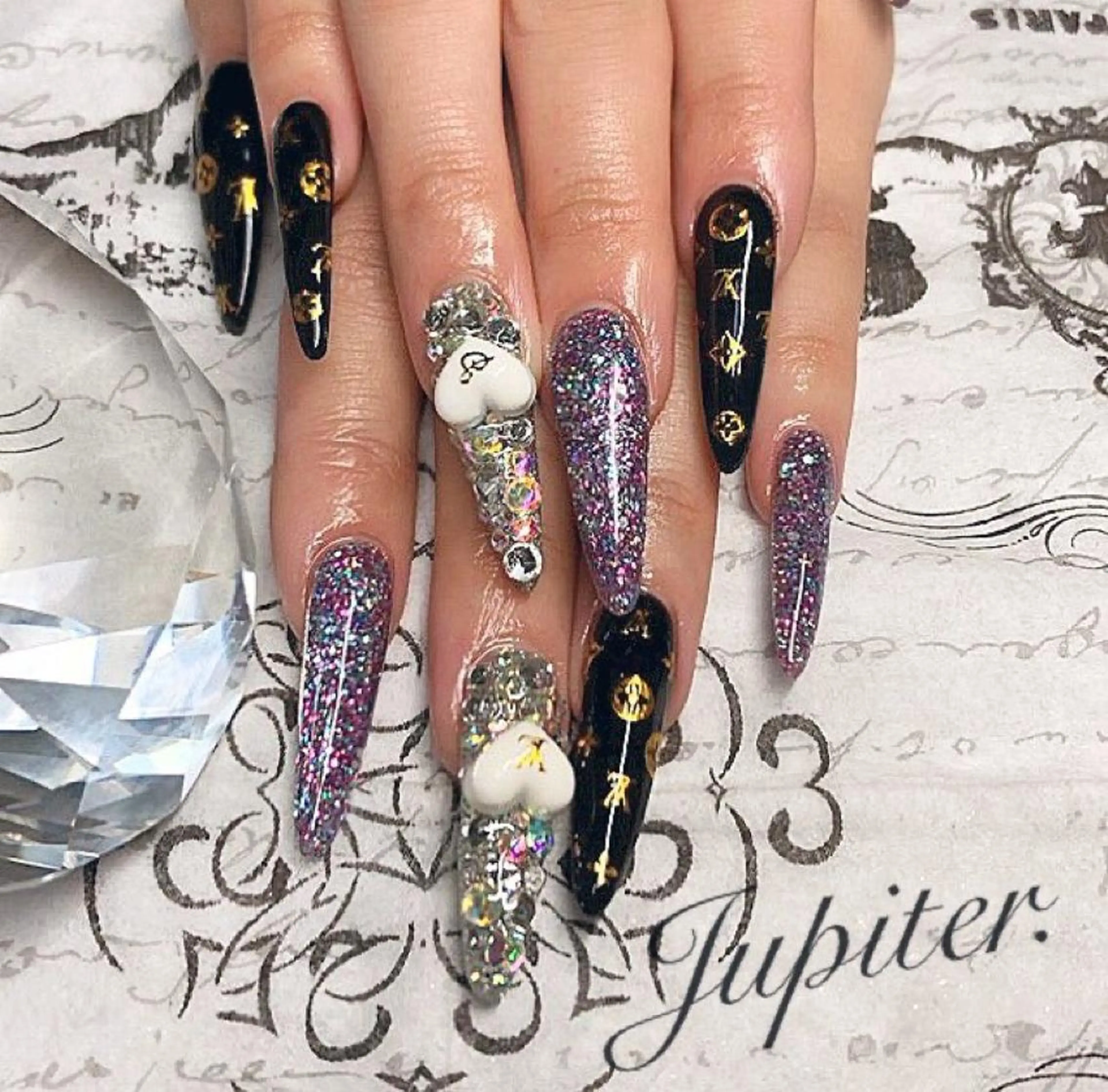 ネイル ラメ(グリッター) スカルプネイル PrivateSalon Jupiter所属・Jupiter .のネイルデザイン