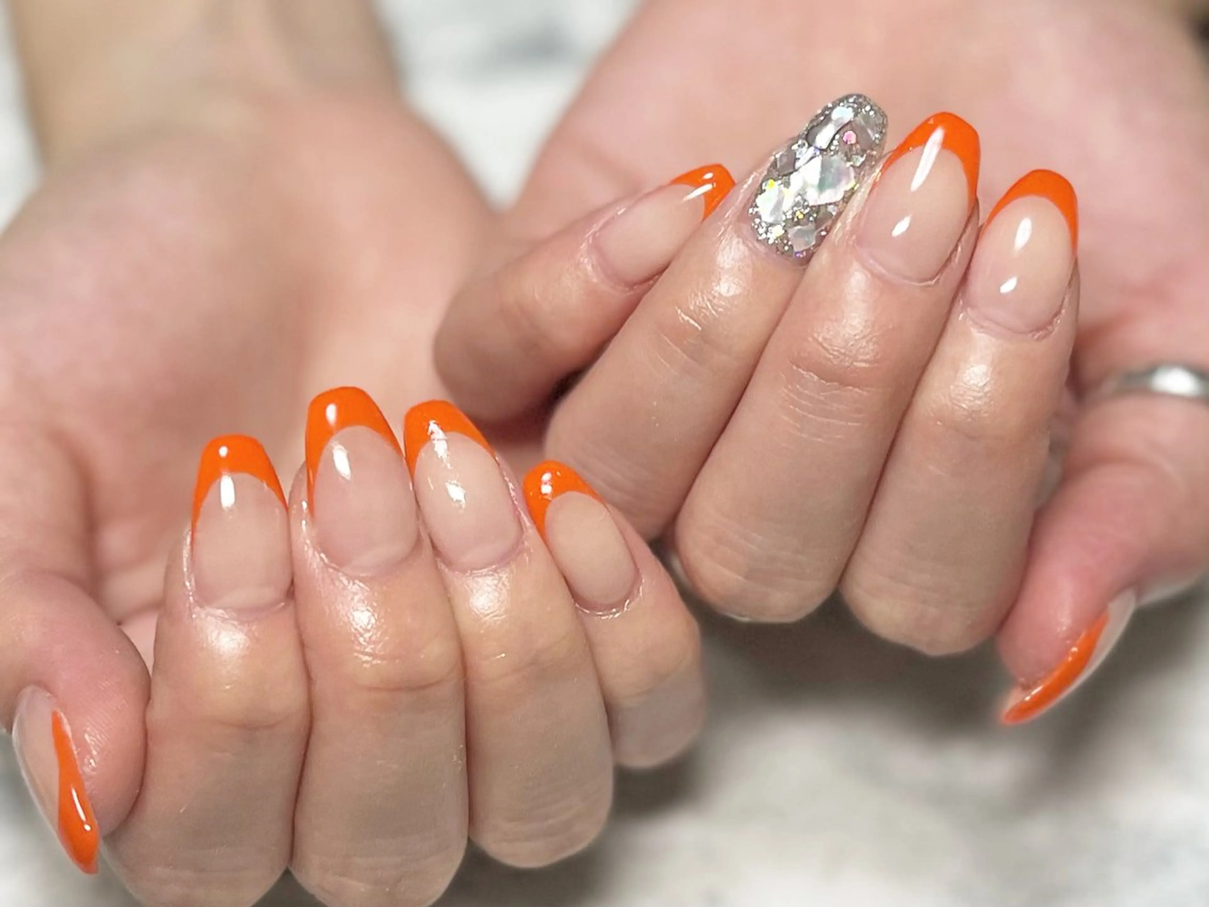 ネイル フットネイル フレンチネイル ニュアンスネイル オレンジ シンプルネイル ハンドネイル ネイル フフラ所属・nail fufla ♡yamane♡のネイルデザイン