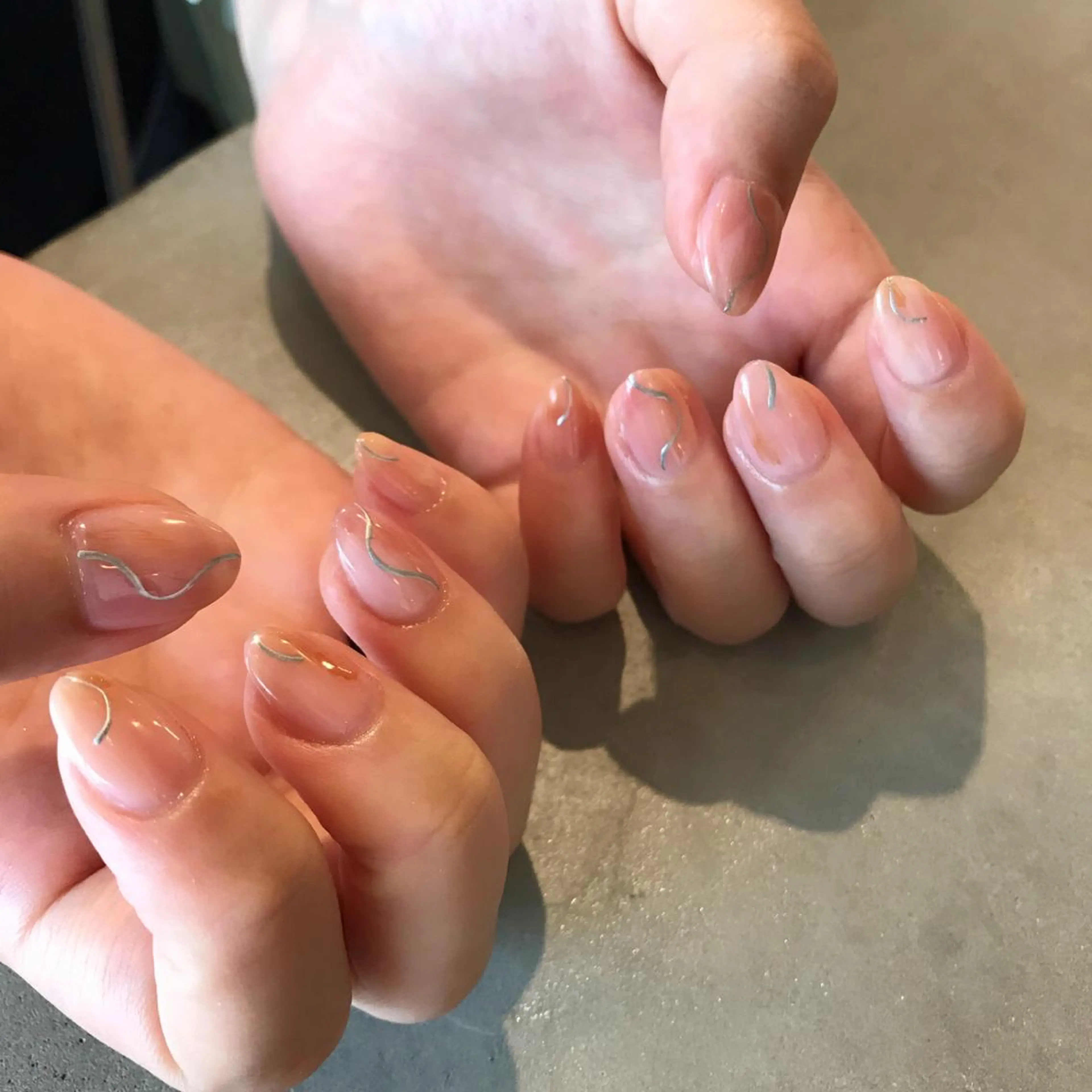 ネイル アートネイル ジェルネイル ミラーネイル 持ち込み ニュアンスネイル ハンドネイル Soeur ネイリストのネイルデザイン