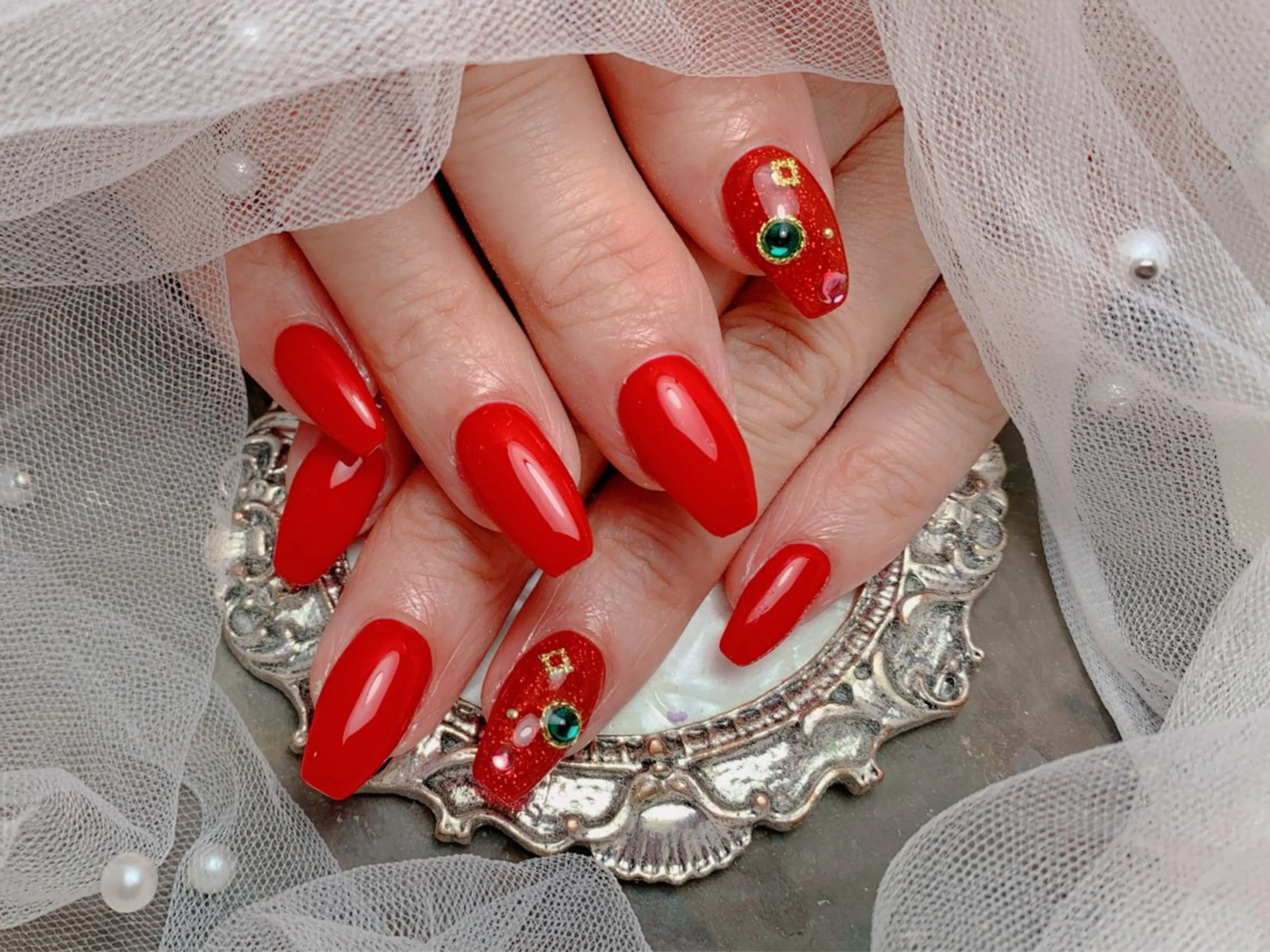 ネイル ハンドネイル マジックミラー所属・マジック ミラーのネイルデザイン