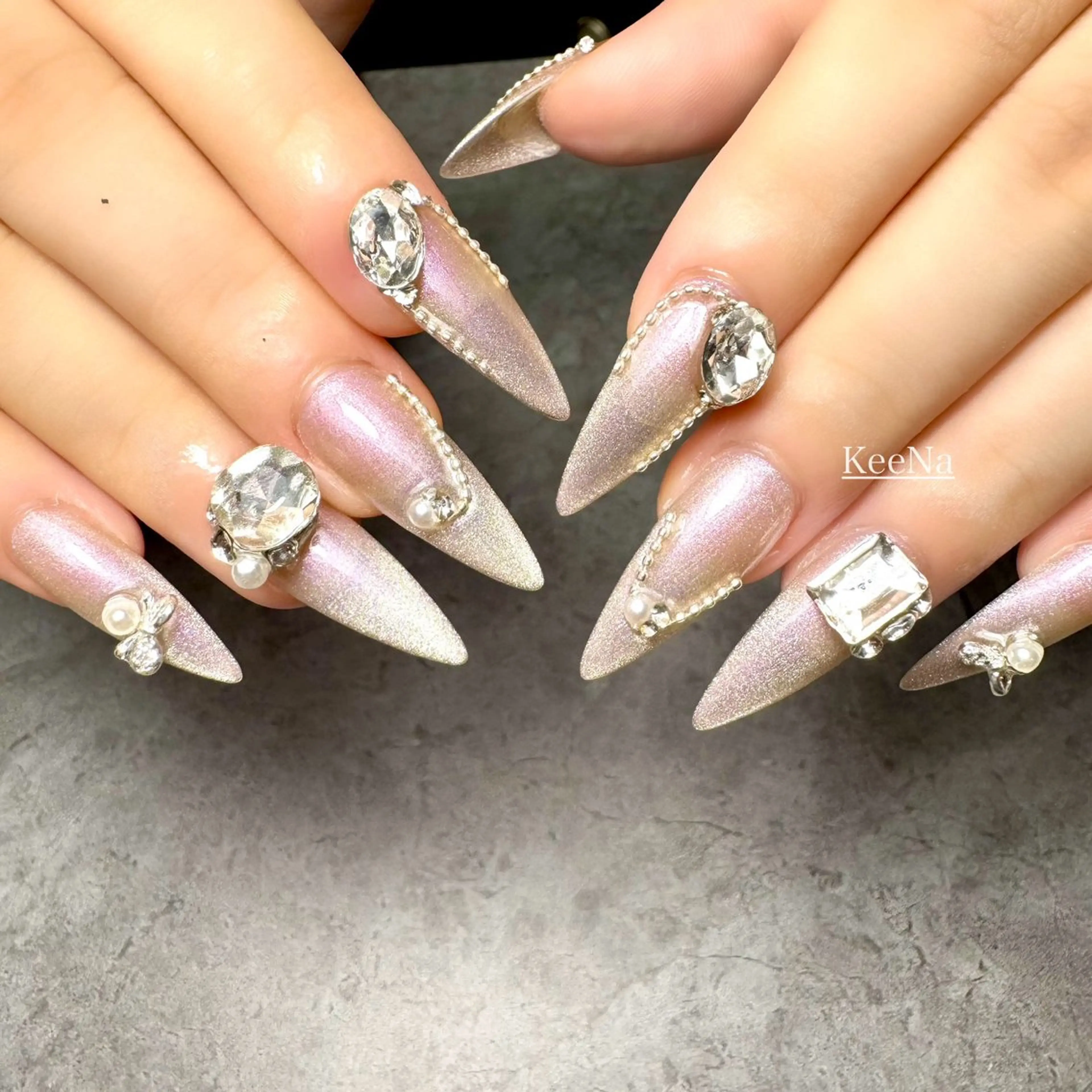 ネイル ロングネイル ワンホンネイル KeeNa キーナのネイルデザイン
