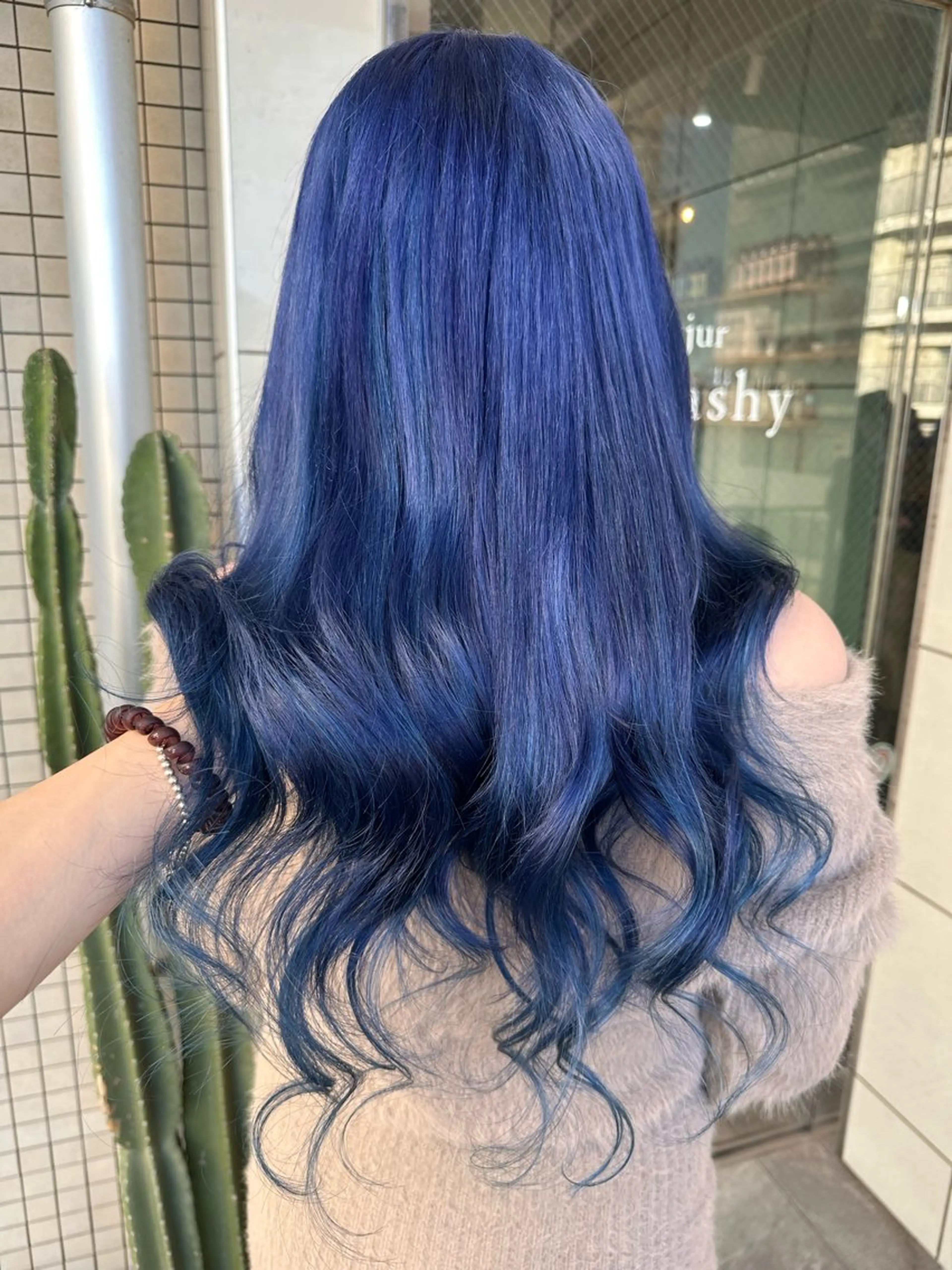 ロング カラー プルエクステ ブルーカラー エクステ ヘアカラー エクステ 🧸プルエクステ❤︎ ネイルKAO🧸のヘアスタイル