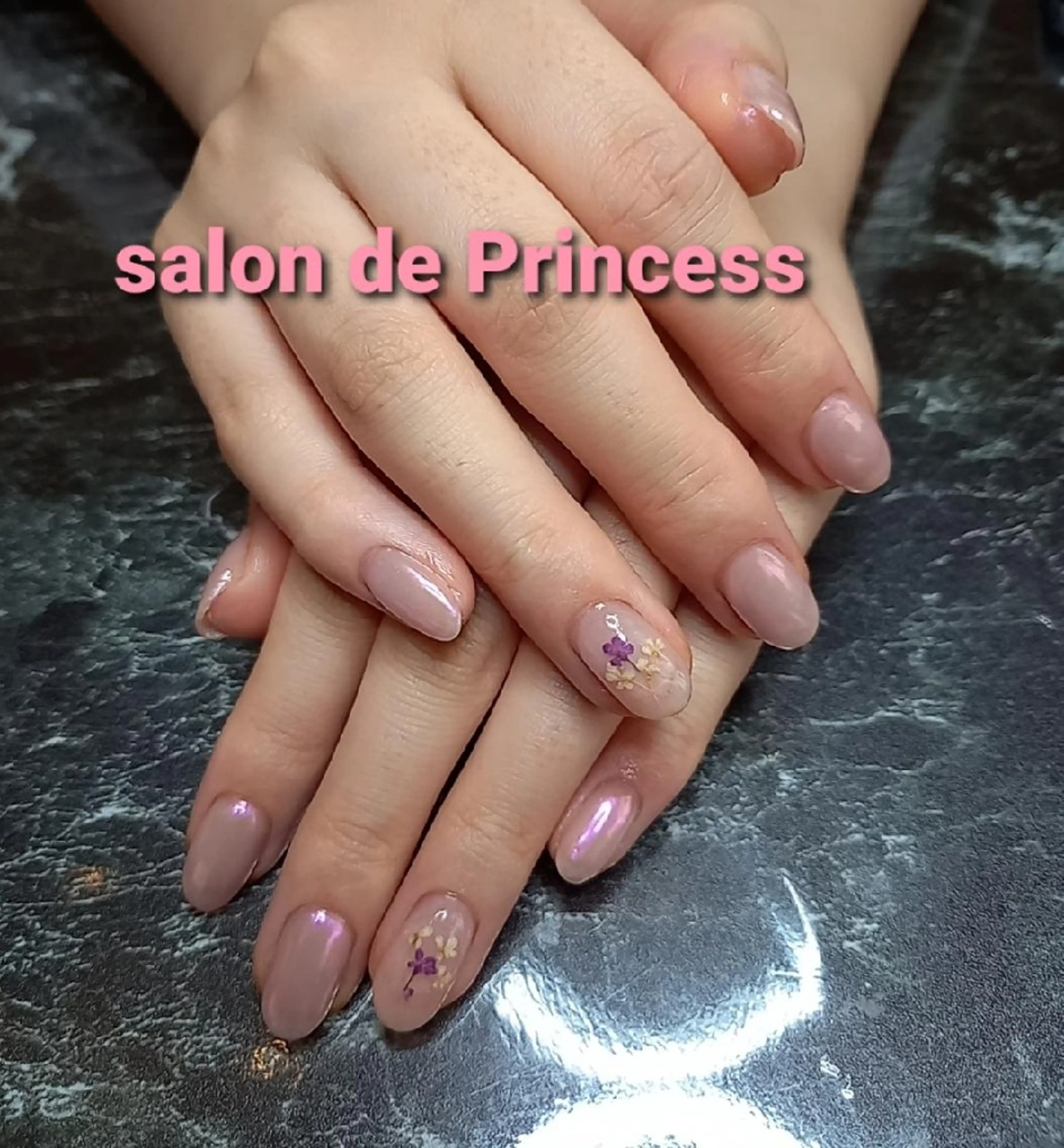 ネイル オーロラネイル salon de Princess所属・salon de  Princessのネイルデザイン