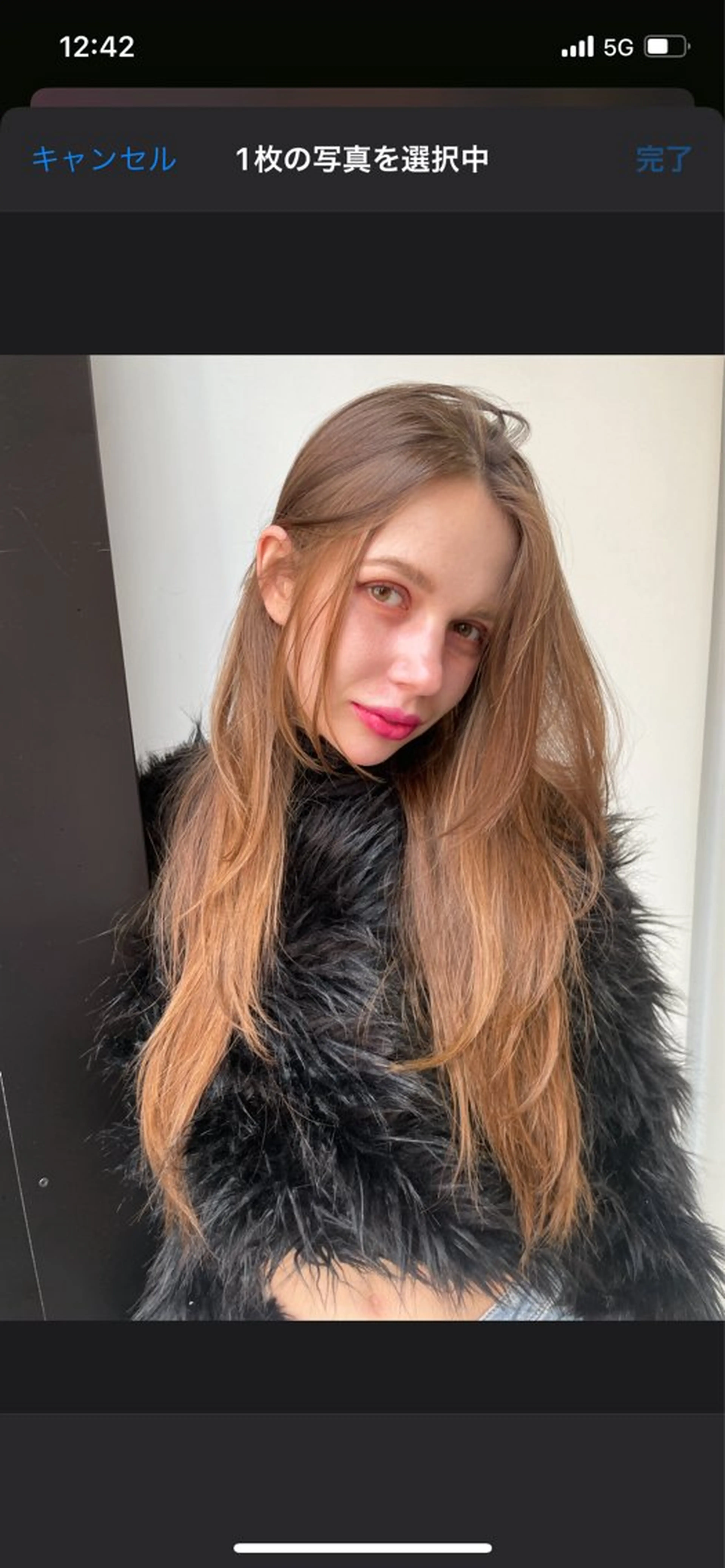 ロング レイヤーカット 海外レイヤー/赤み 消しカラー/上原聖奈のヘアスタイル