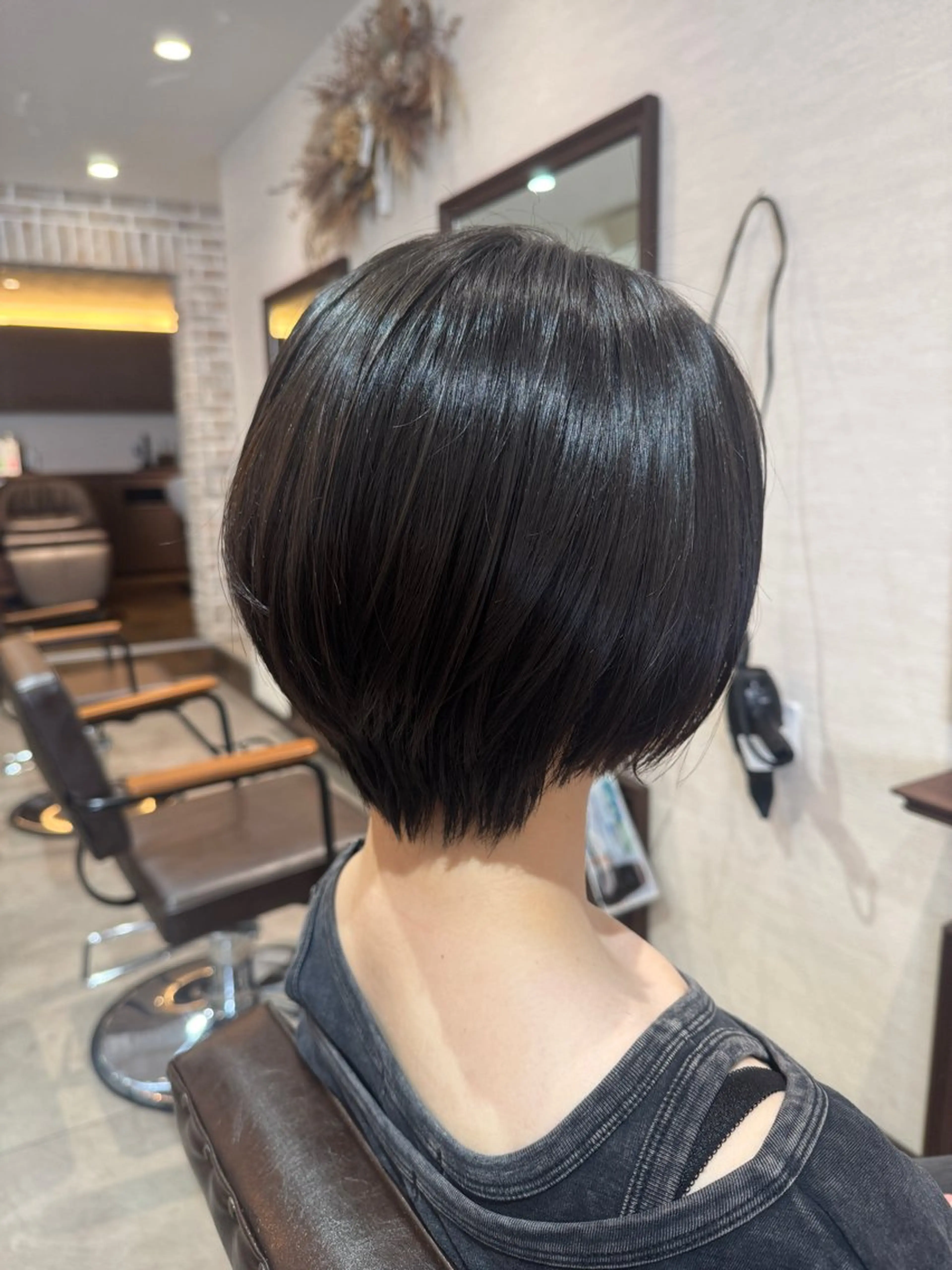 ショート カット ヘアカラー 山本 和樹のヘアスタイル