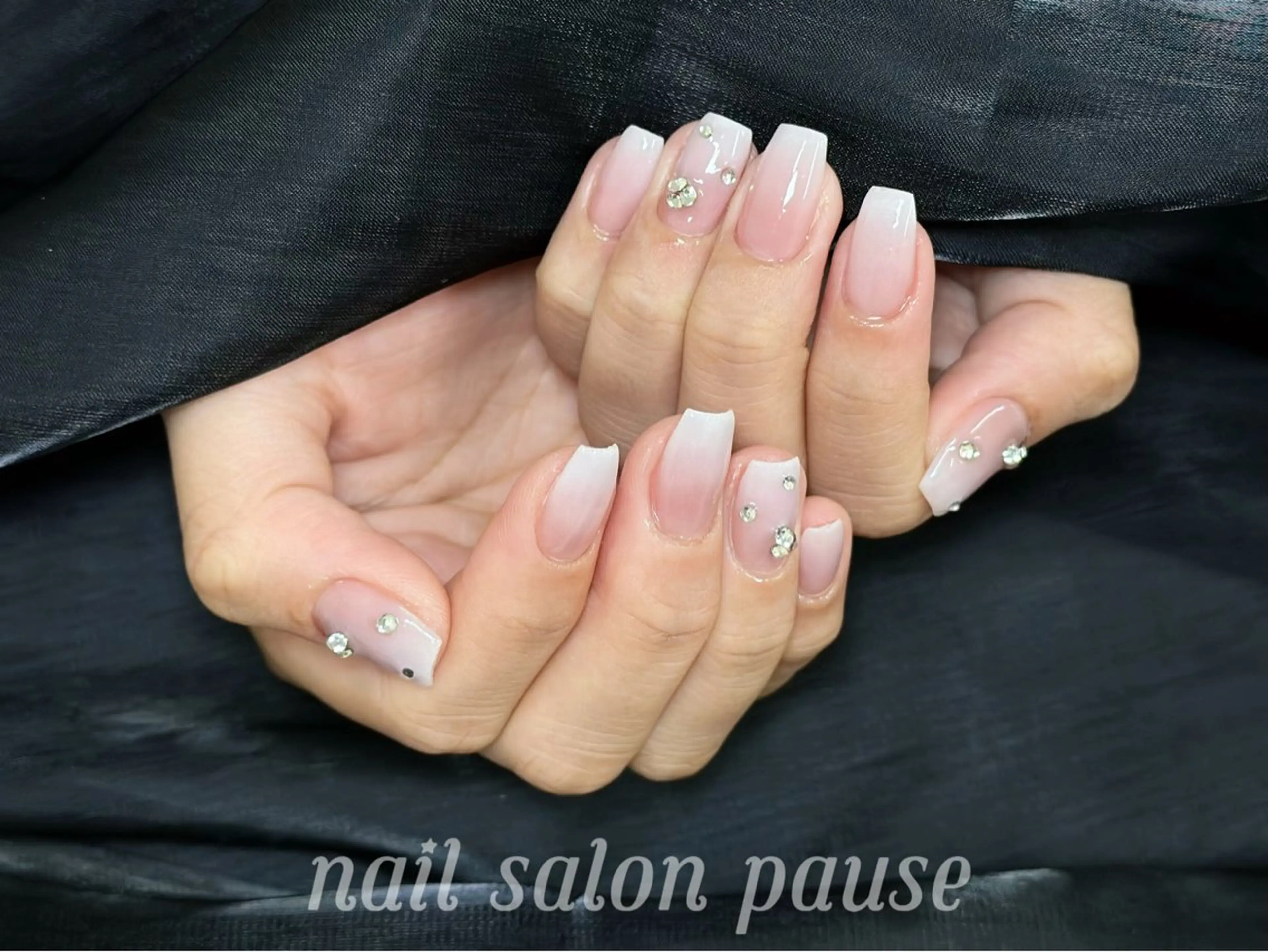 ネイル ハンドネイル ハンドケア nail salon pause✨のネイルデザイン