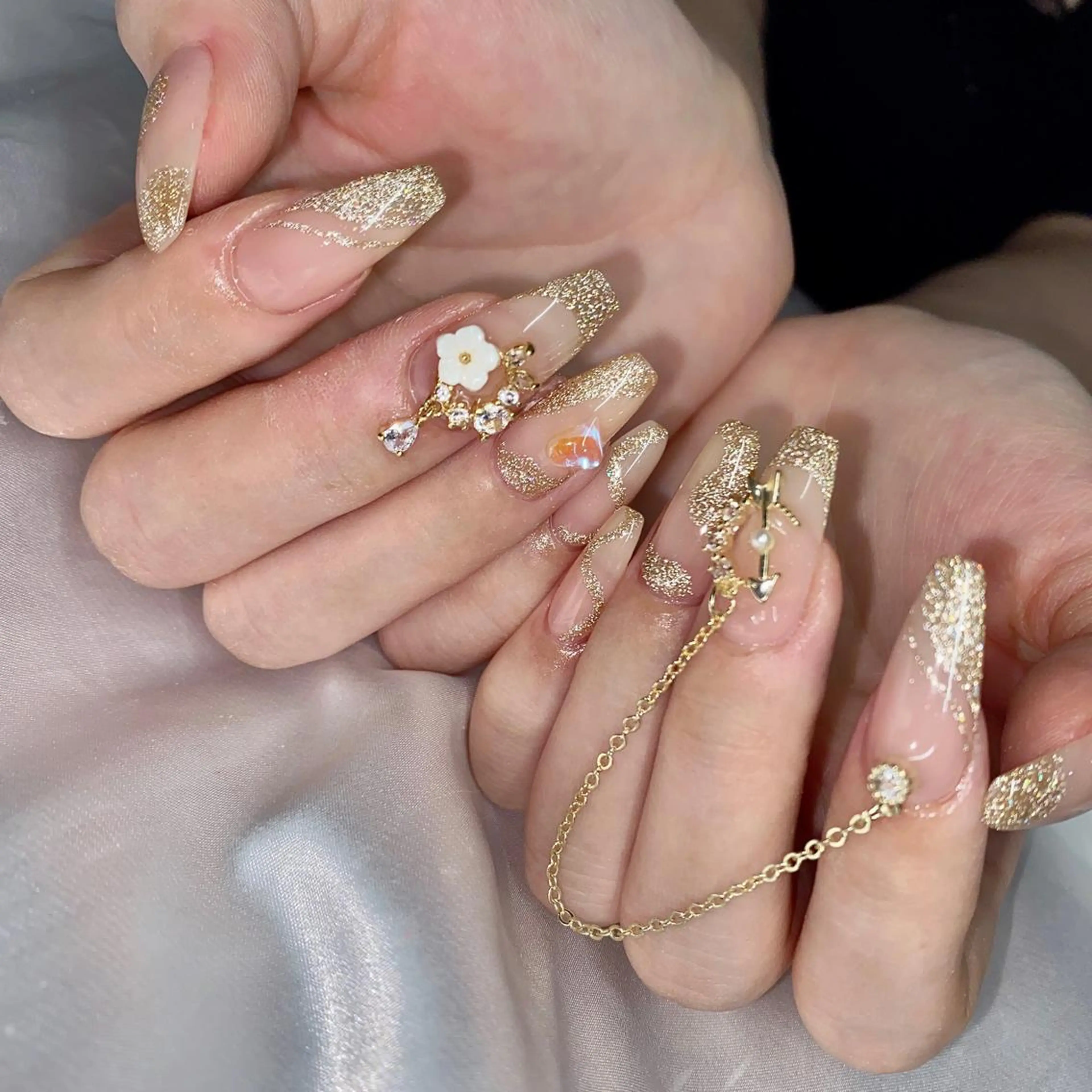 ネイル ネイルサロン 9Carats神田のネイルデザイン