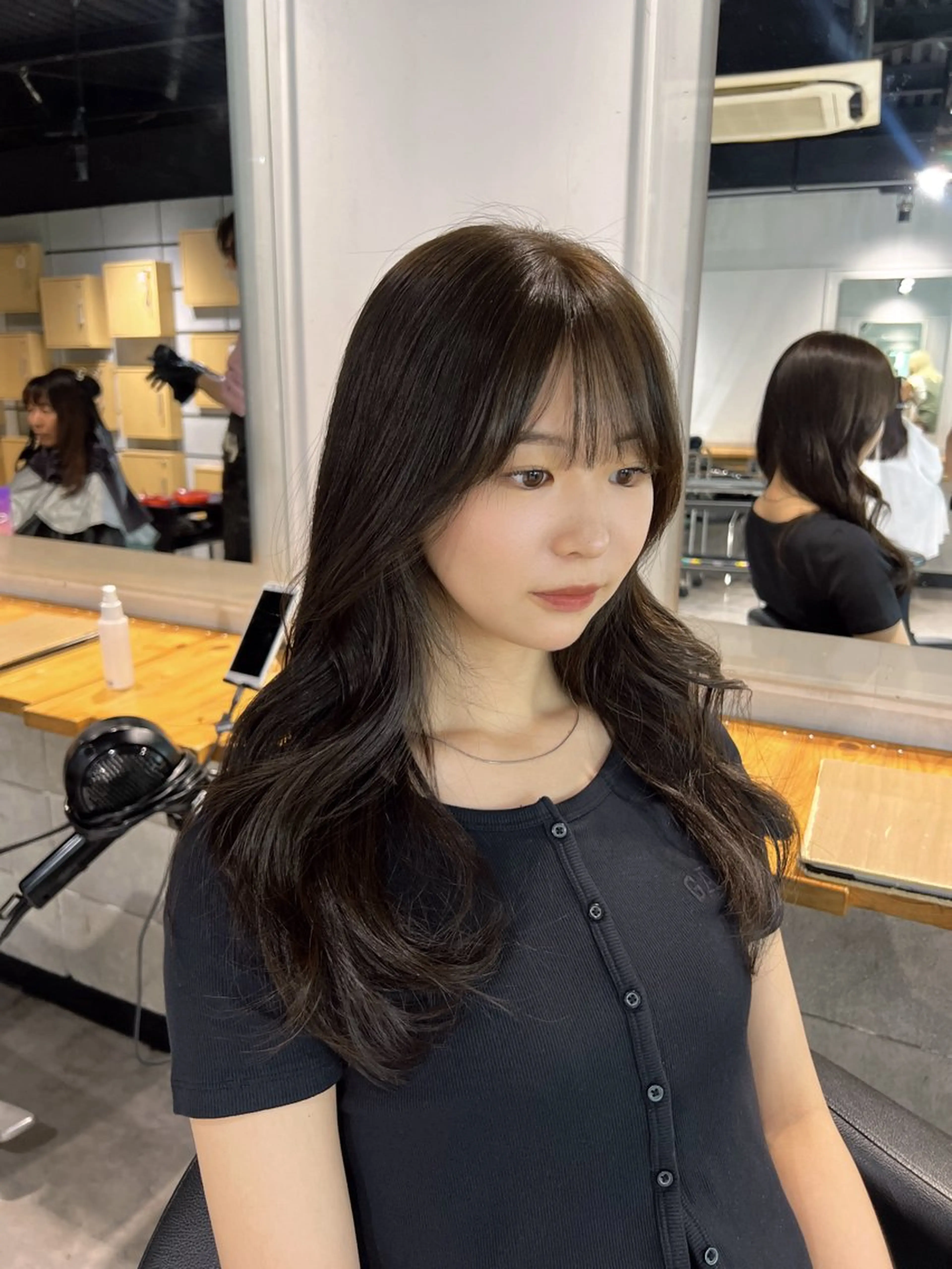 ロング カラー カット ヘアカラー NANAMI🩵 大人可愛い韓国ヘアのヘアスタイル