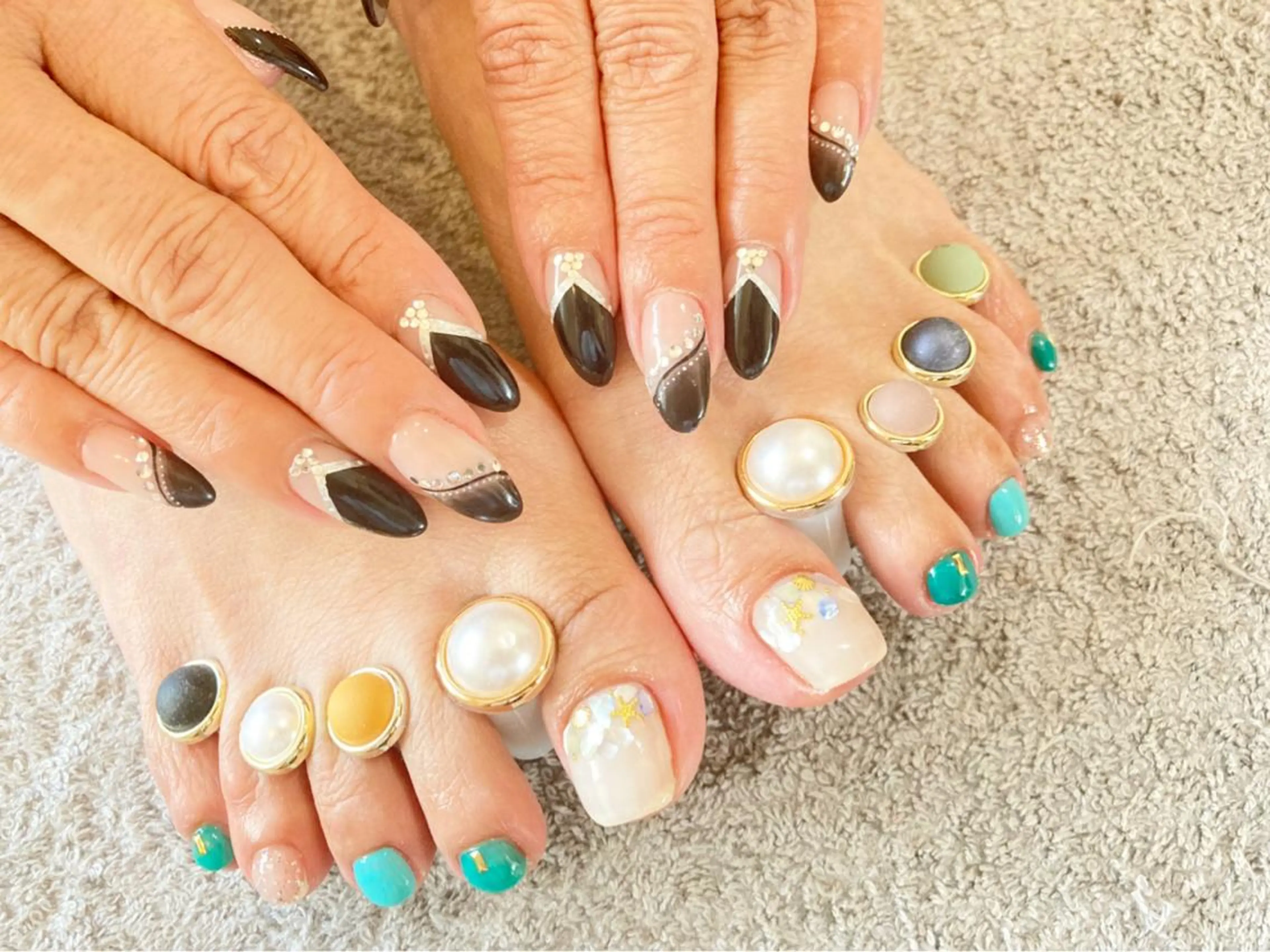 ネイル Yakko pas á pasのネイルデザイン