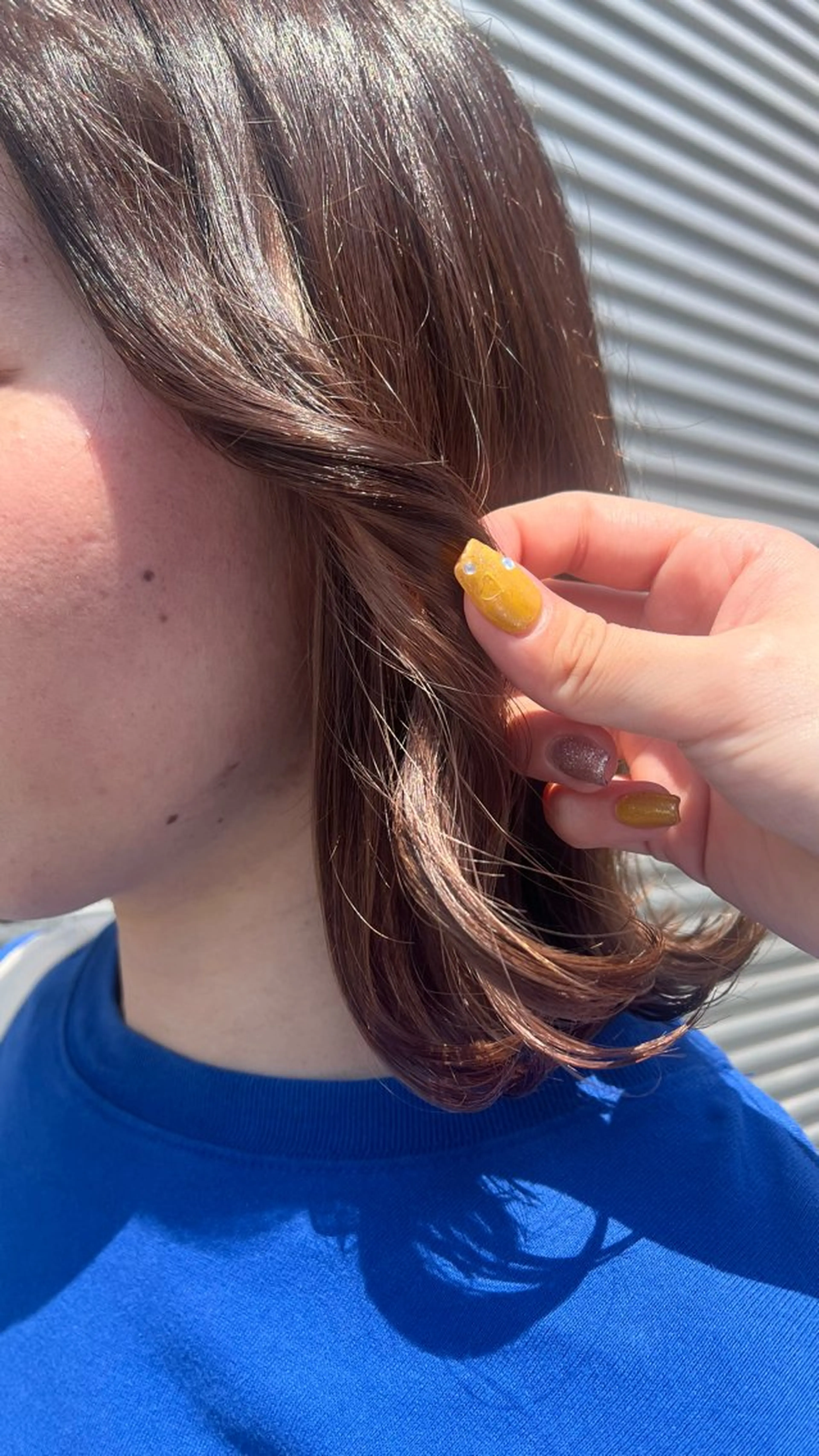 ミディアム カラー ヘアカラー トリートメント ベージュカラー⌇﻿ くびれヘア.𐙚心音のヘアスタイル