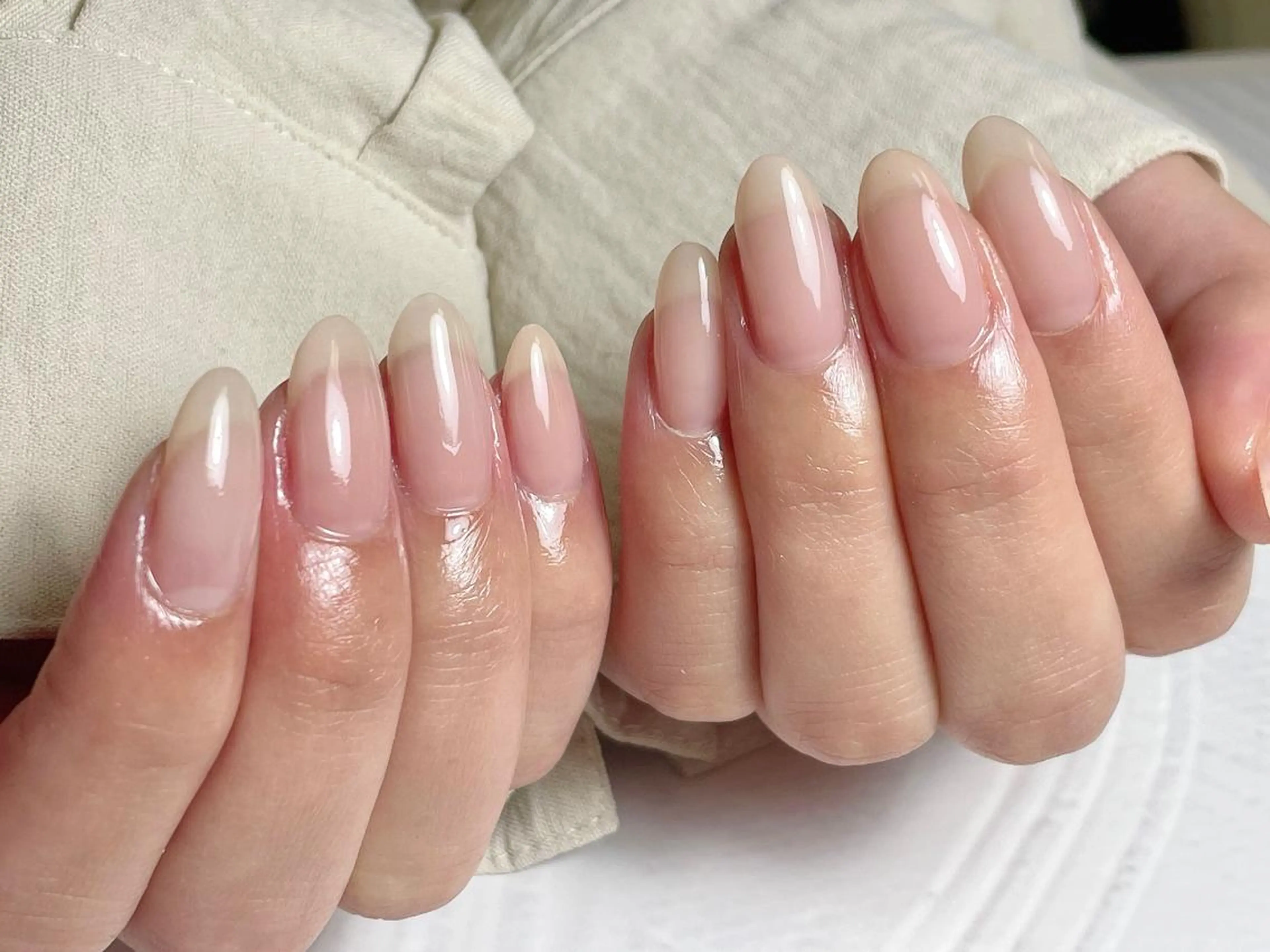 ネイル ジェルネイル ワンカラーネイル amulet TOMOMIのネイルデザイン