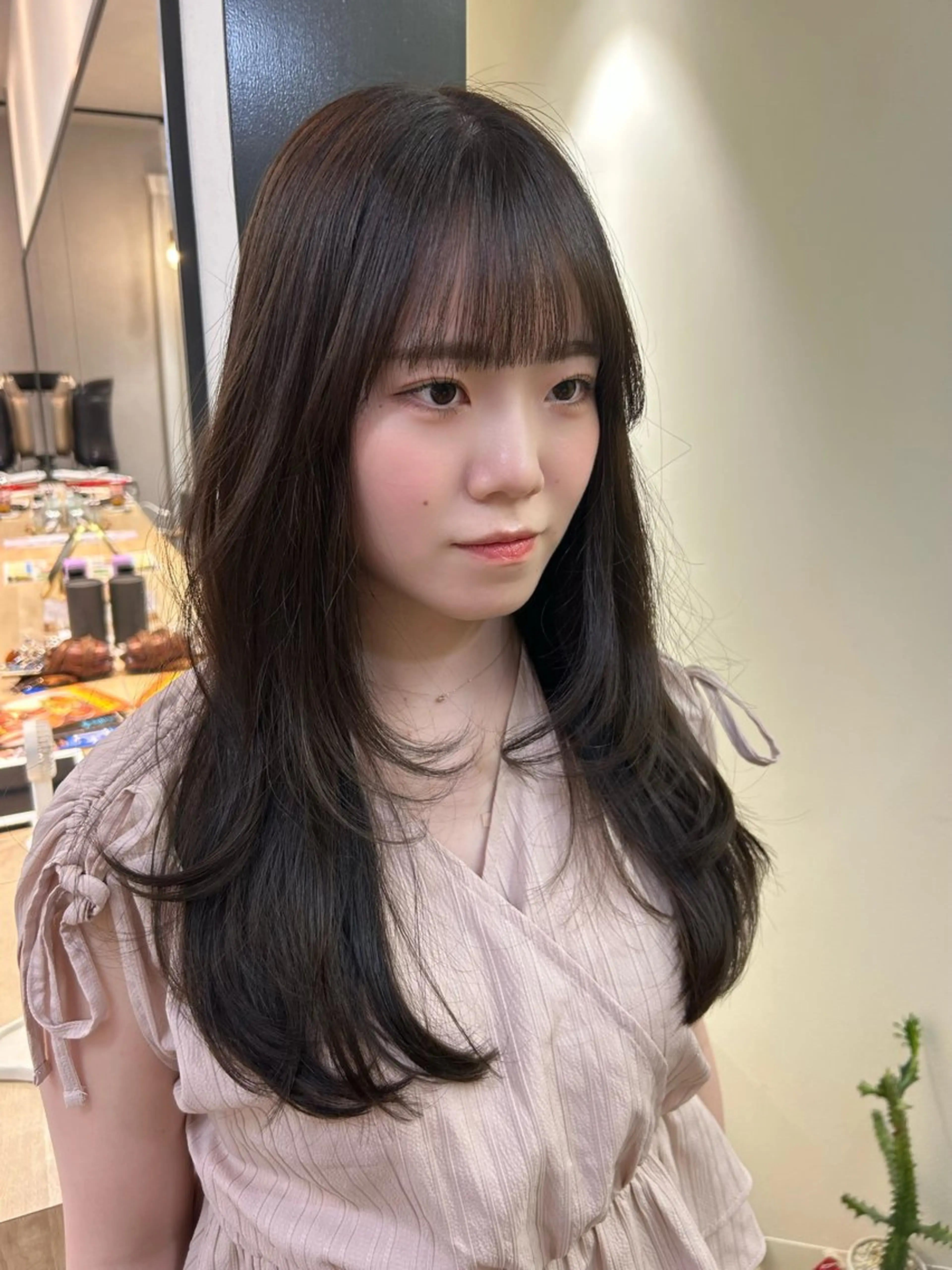 ロング カラー ロングレイヤー レイヤーカット ロング カット ヘアカラー トリートメント hub hair レイヤー/透明感のヘアスタイル