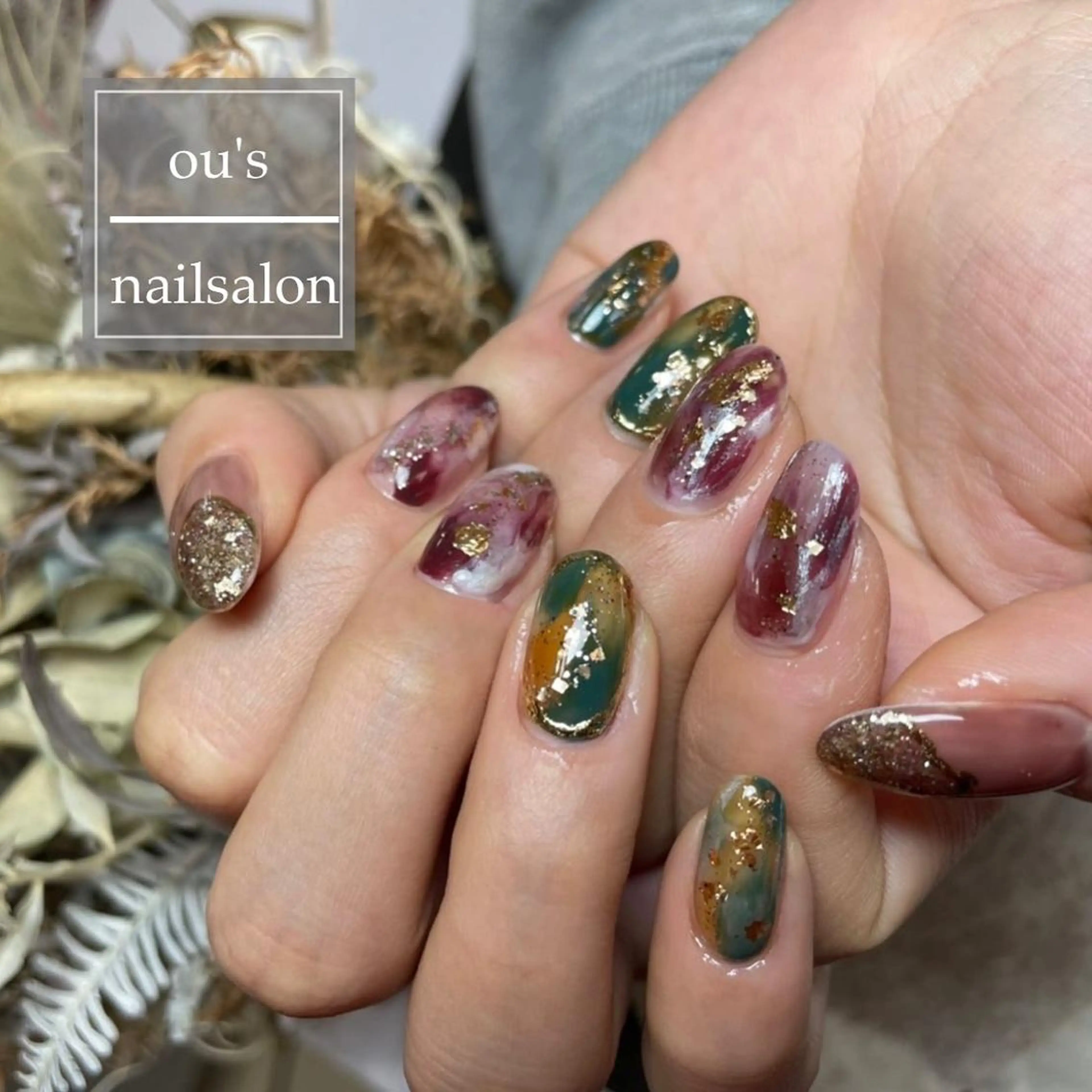 ネイル ニュアンスネイル ou's nail salon所属・小林 桜のネイルデザイン