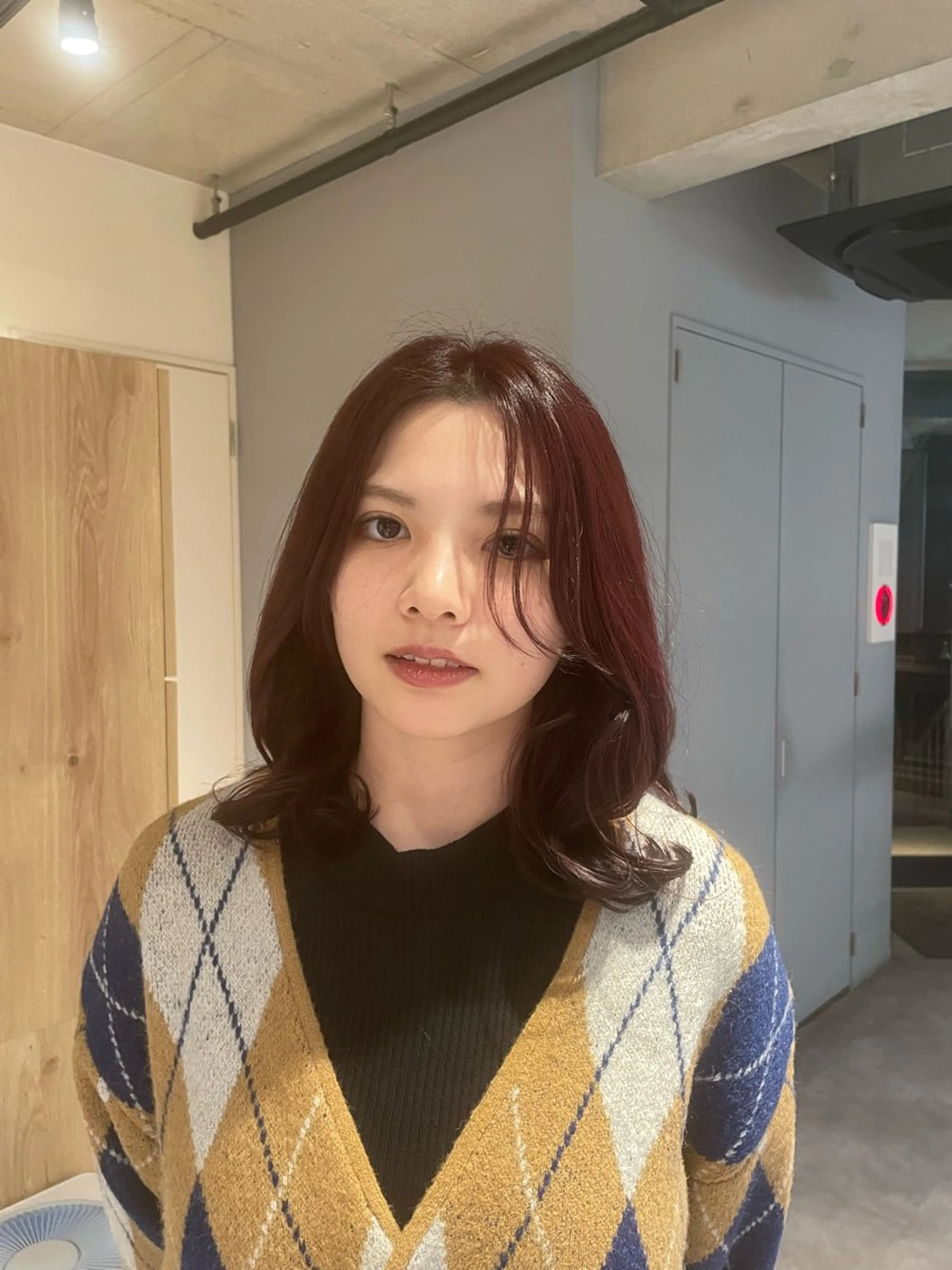 ミディアム カラー パーマ ブリーチ ボルドーカラー ブリーチなしカラー 葉月/ボブ/ 透明感カラー／中目黒のヘアスタイル