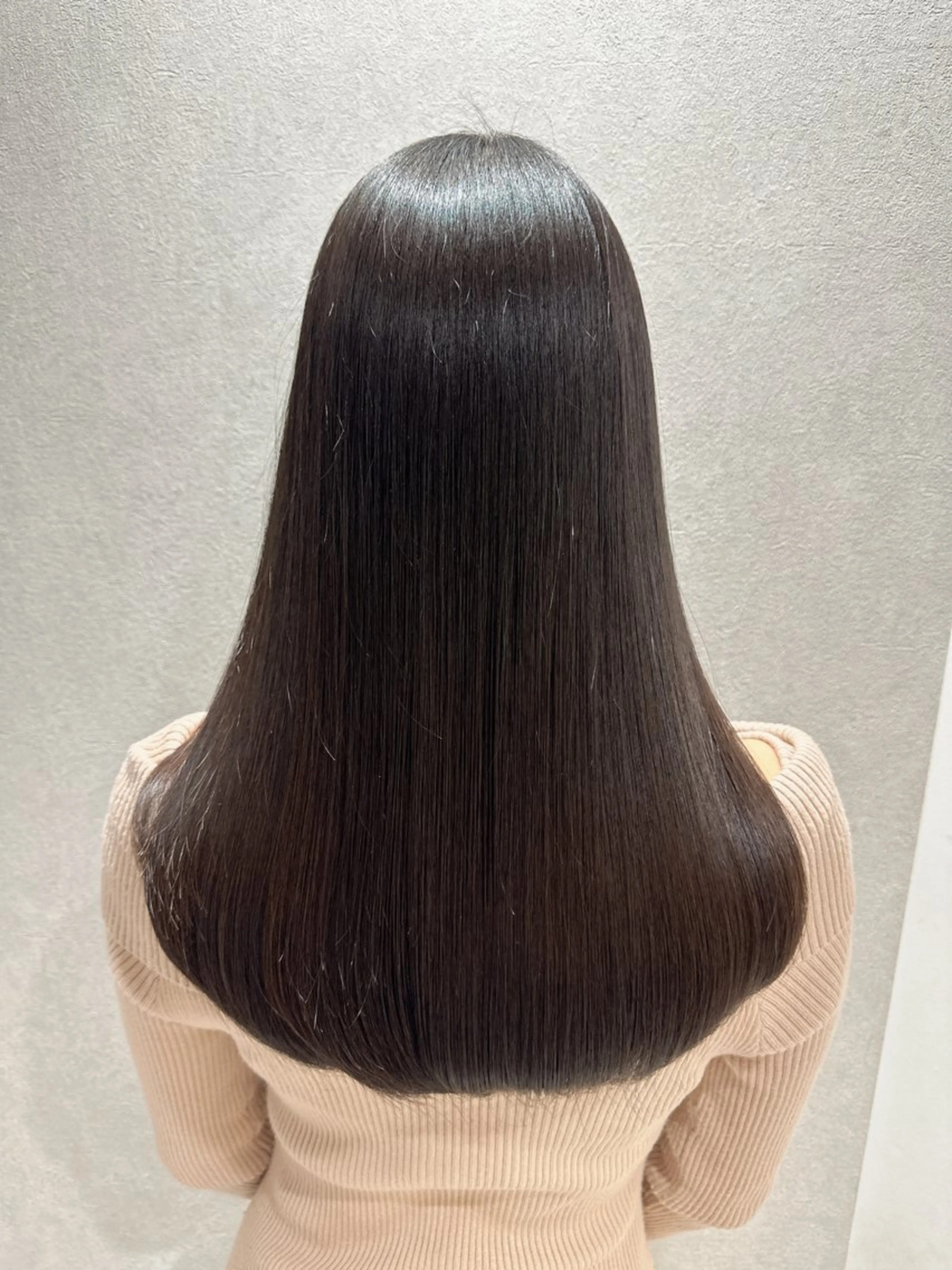 【✨期間限定✨】カット＋縮毛矯正＋システムトリートメント＋100ml洗い流さないトリートメント付クーポンの写真