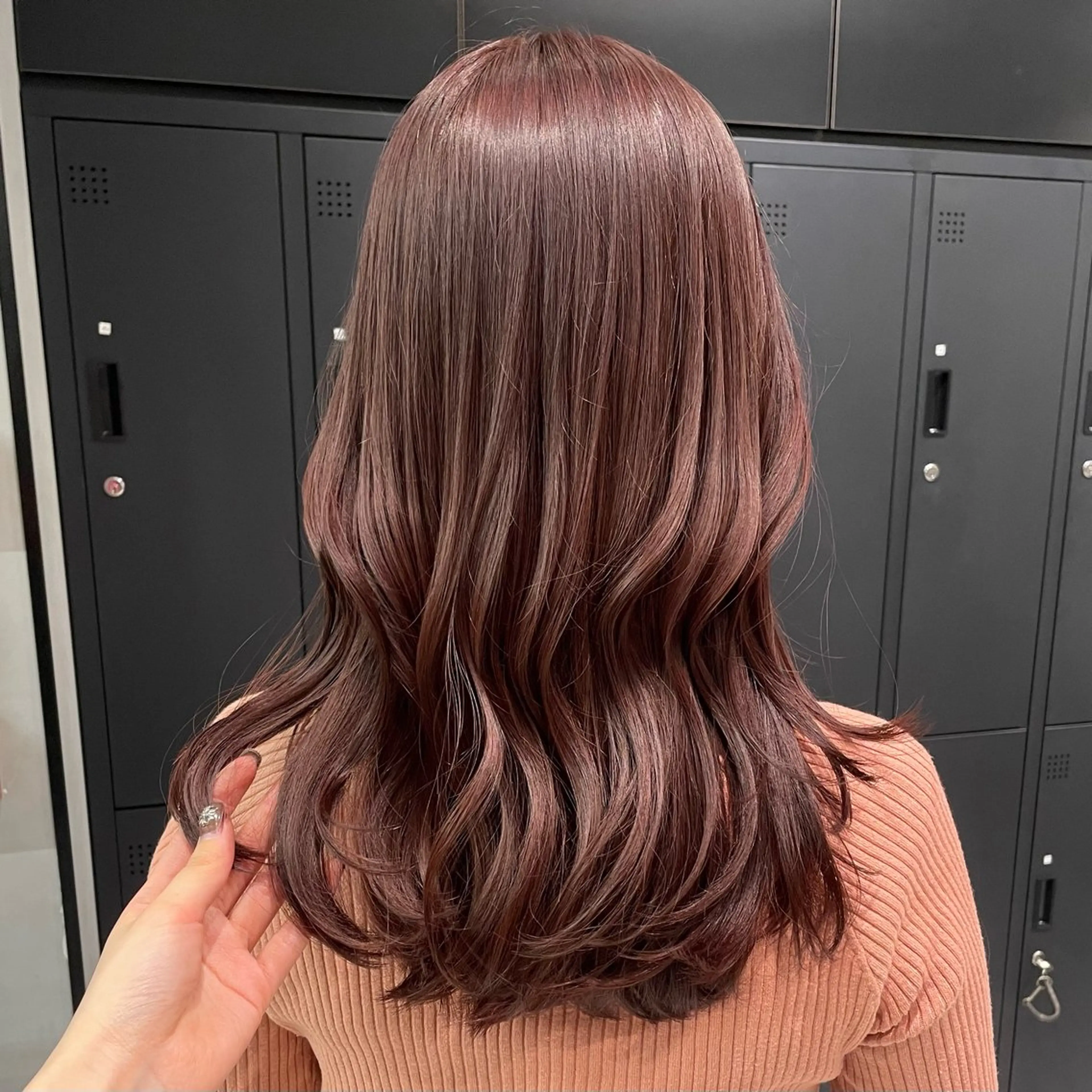 ロング カラー カット ヘアカラー トリートメント ヘッドスパ ヘアセット 暖色レイヤー 🥀REIRIのヘアスタイル