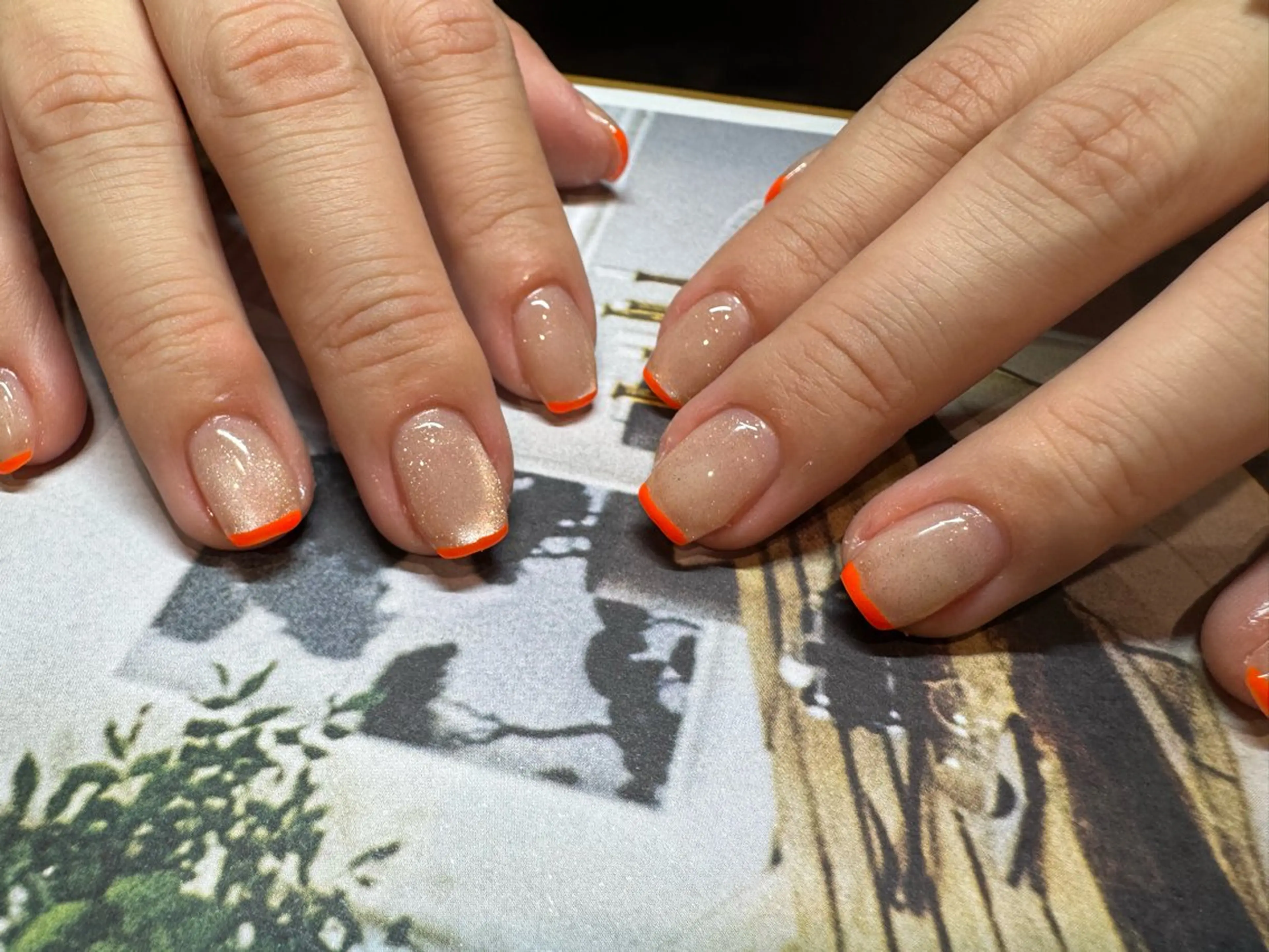 ネイル フレンチネイル マグネットネイル マグネットフレンチ ハンドネイル tsumeasobi所属・tsumeasobi 🪬macoのネイルデザイン