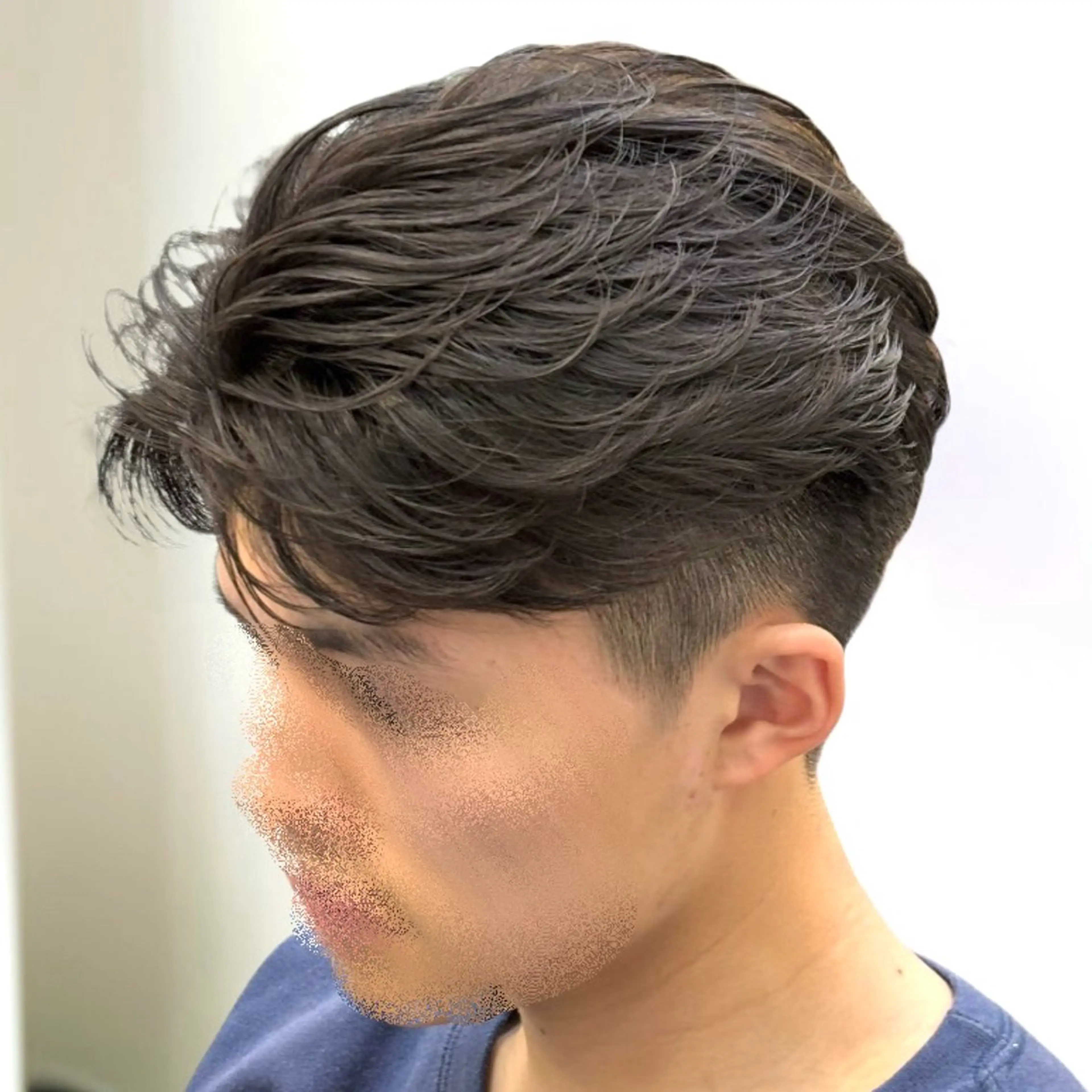 パーマ メンズ フェザーパーマ メンズパーマ カット パーマ Vicke所属・メンズ専門/韓国風 ❤️‍🔥吉野あいかのヘアスタイル