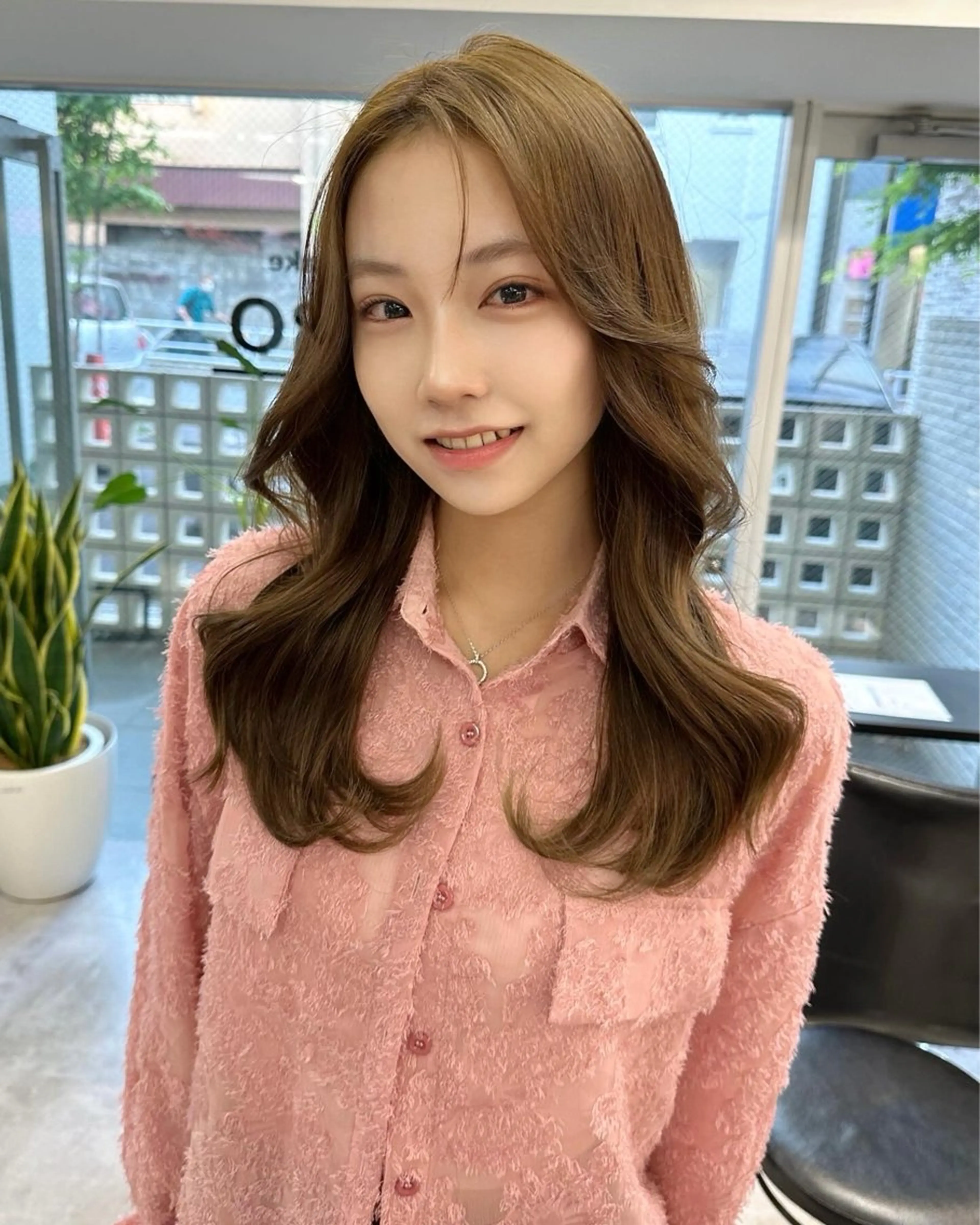 ミディアム カラー INTRO.by Fi-Ne所属・韓国ヘア 店長NEGIのヘアスタイル