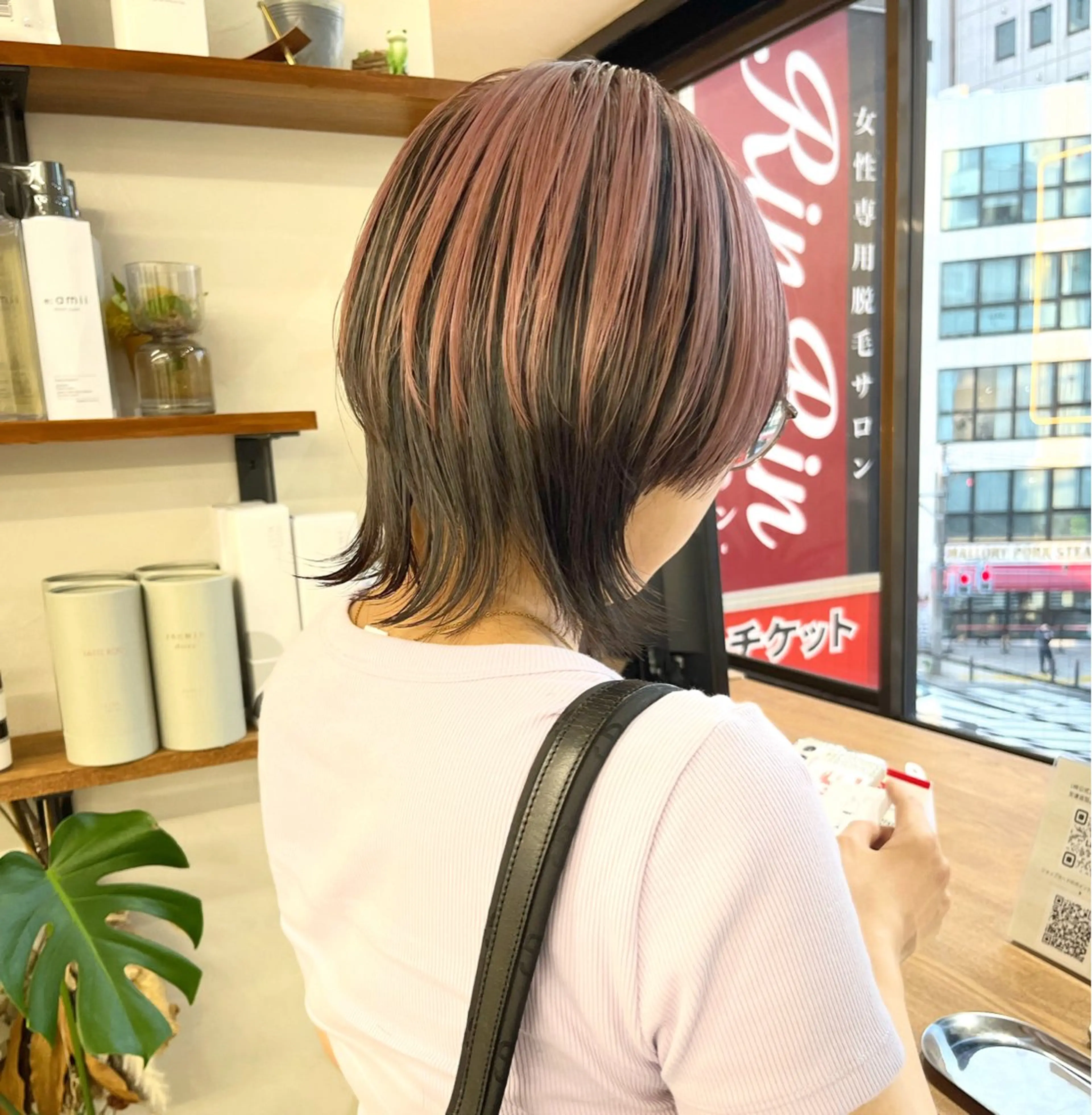 ショート カラー ブリーチ ブリーチなしカラー ボブ レイヤーカット 似合わせカット カット ヘアカラー トリートメント 初めてのショート お任せください✂️のヘアスタイル